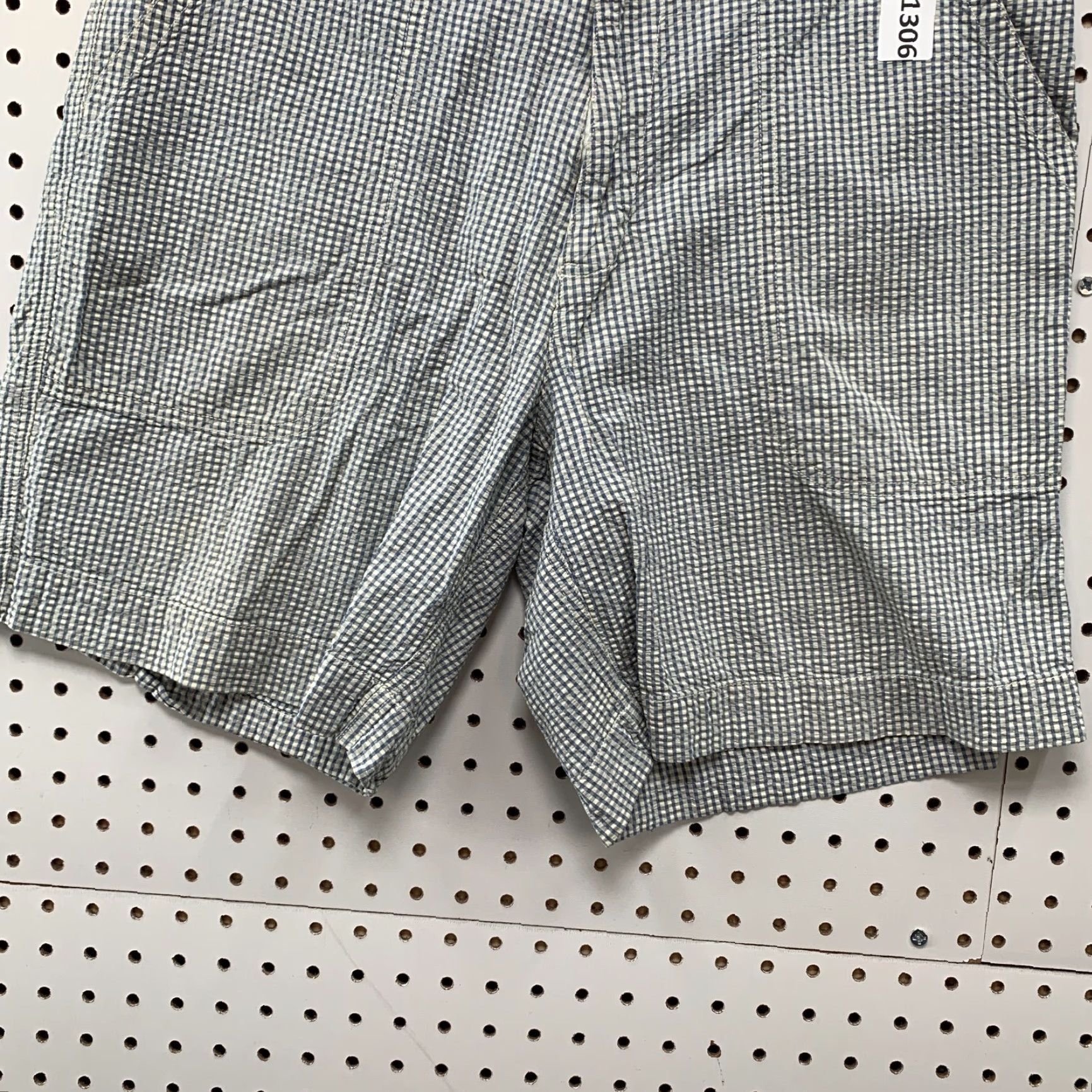 Polo Ralph Lauren VINTAGE Polo Ralph Lauren Chino Short Mens 33x8 White Blue Check Casual Shirt Mens Vintage Polo Ralph Lauren Chino Short 33x8 White/Blue Check Casual Size US XS / EU 42 / 0 - 6 Thumbnail