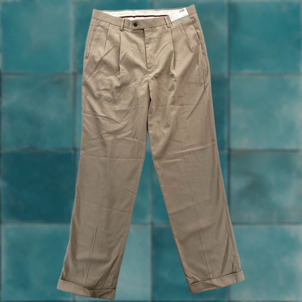 Vintage Louis Raphael Dress Pants Mens 36x34 Brown pleated Straight Leg NWT Tailored Fit Dress Pants Mens Pants Brown 36x34 NWT Regular Rise Size US 36 / EU 52 - 1 Thumbnail