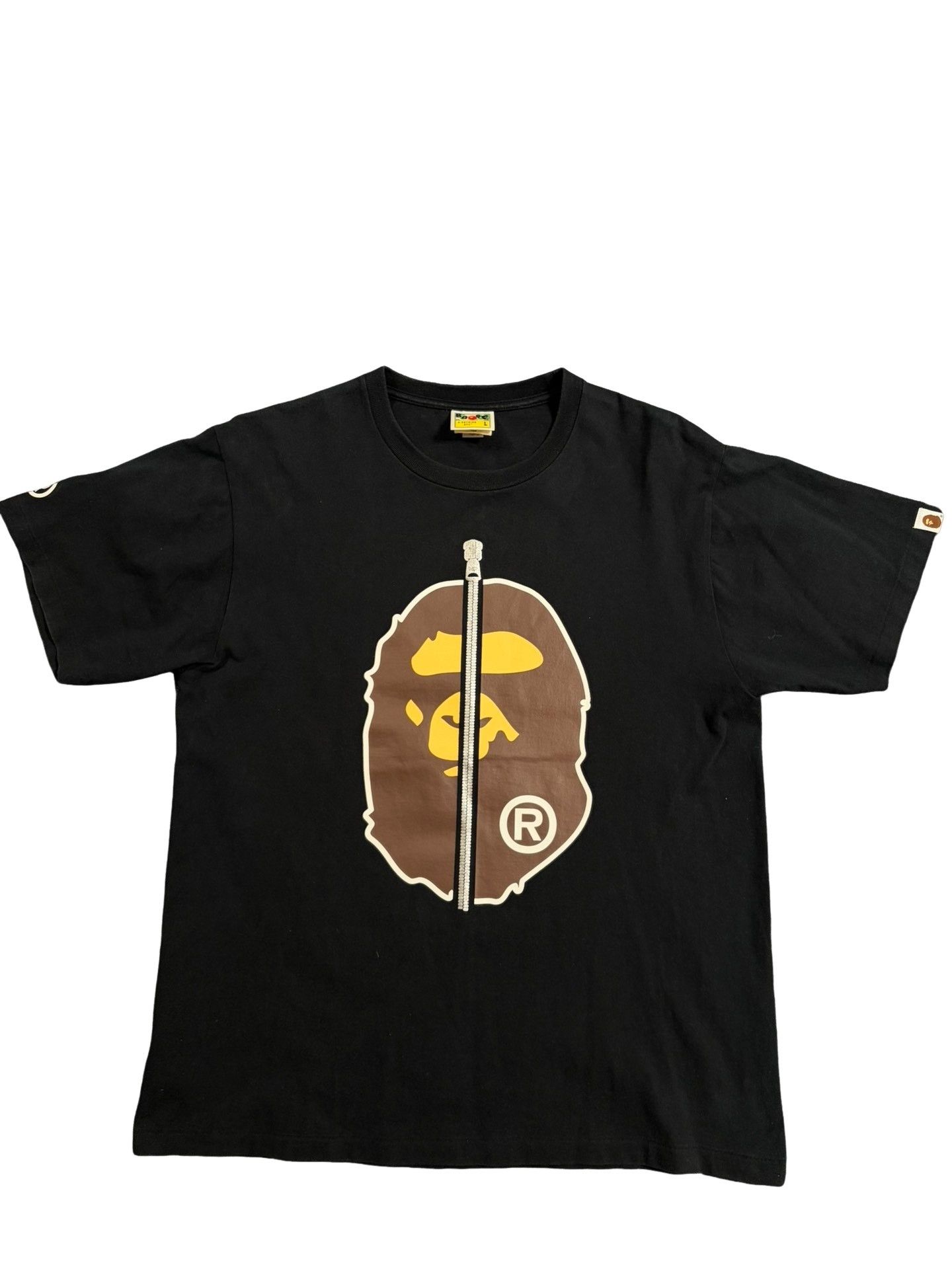 Bape BAPE Ape Head Graphic T-Shirt Size L Size US L / EU 52-54 / 3 - 1 Thumbnail