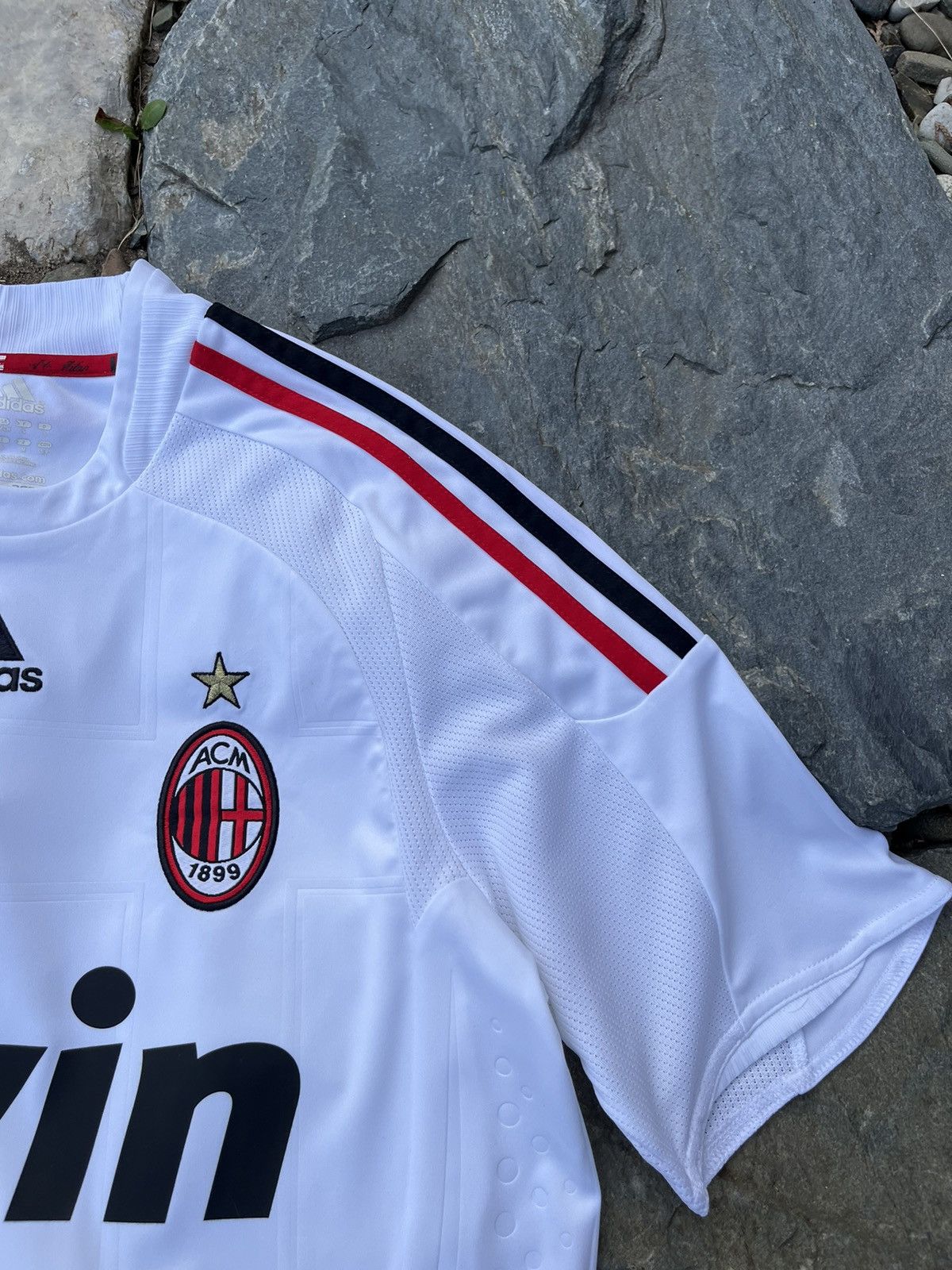 Adidas × Vintage Vintage Adidas AC Milan 2008-2009 soccer jersey y2k tee Size US S / EU 44-46 / 1 - 3 Thumbnail