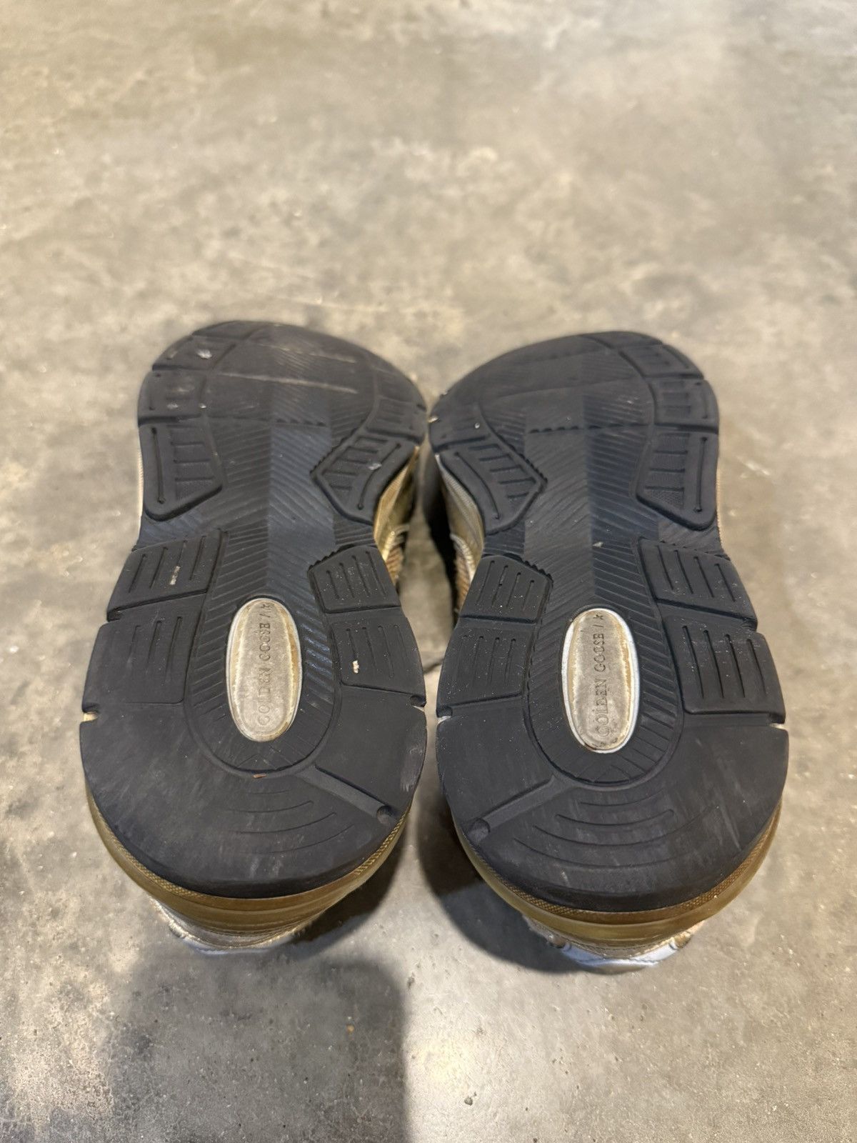 Golden Goose Dad Star Runner Size US 8 / IT 38 - 12 Thumbnail