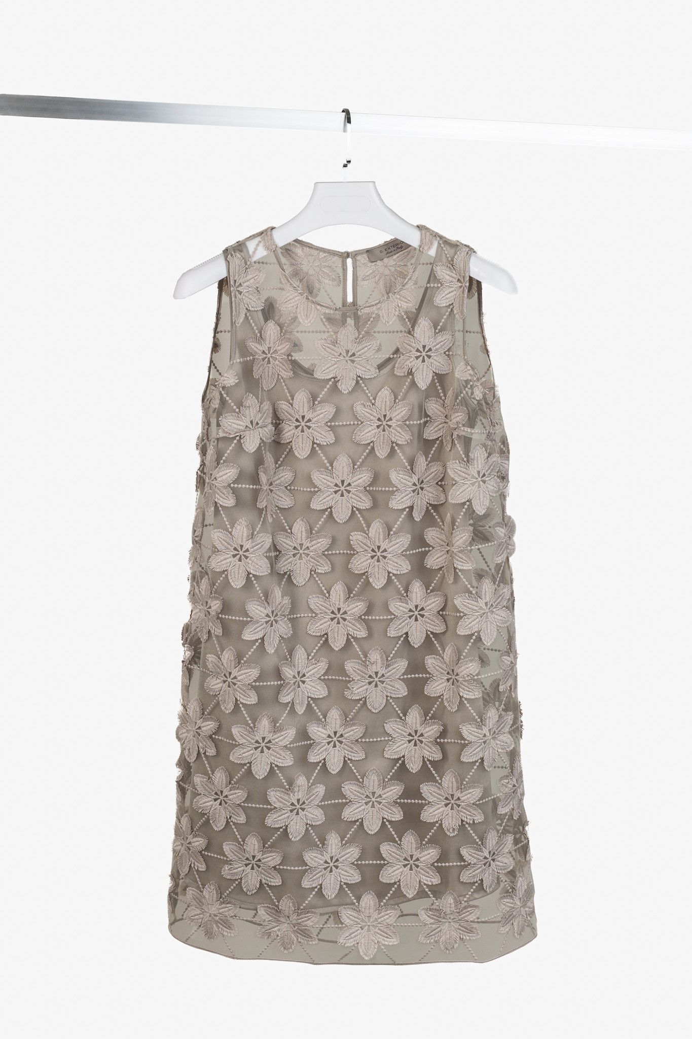 D.Exterior D. Exterior Taupe Floral Embroidered Shift Dress Size L / US 10 / IT 46 - 1 Thumbnail