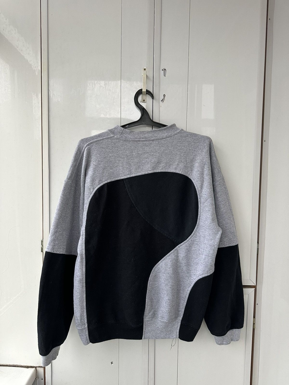 Nike Vintage Nike Custom Oversize Fit Big Logo Size US L / EU 52-54 / 3 - 11 Thumbnail