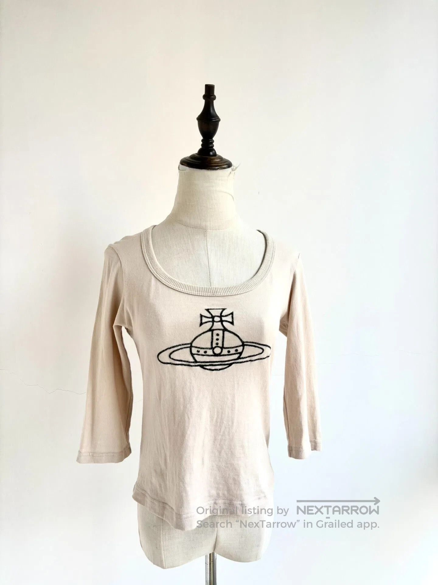 Vivienne Westwood Vivienne Westwood White Top with 3/4 Sleeves. Size L / US 10 / IT 46 - 1 Thumbnail