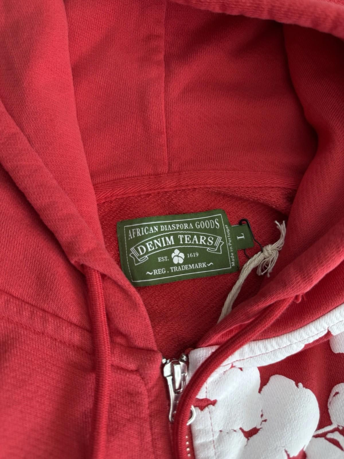 DENIM TEARS Size L - Denim Tears Cotton Wreath Red Zip Up Hoodie (NEW) Size US L / EU 52-54 / 3 - 6 Thumbnail