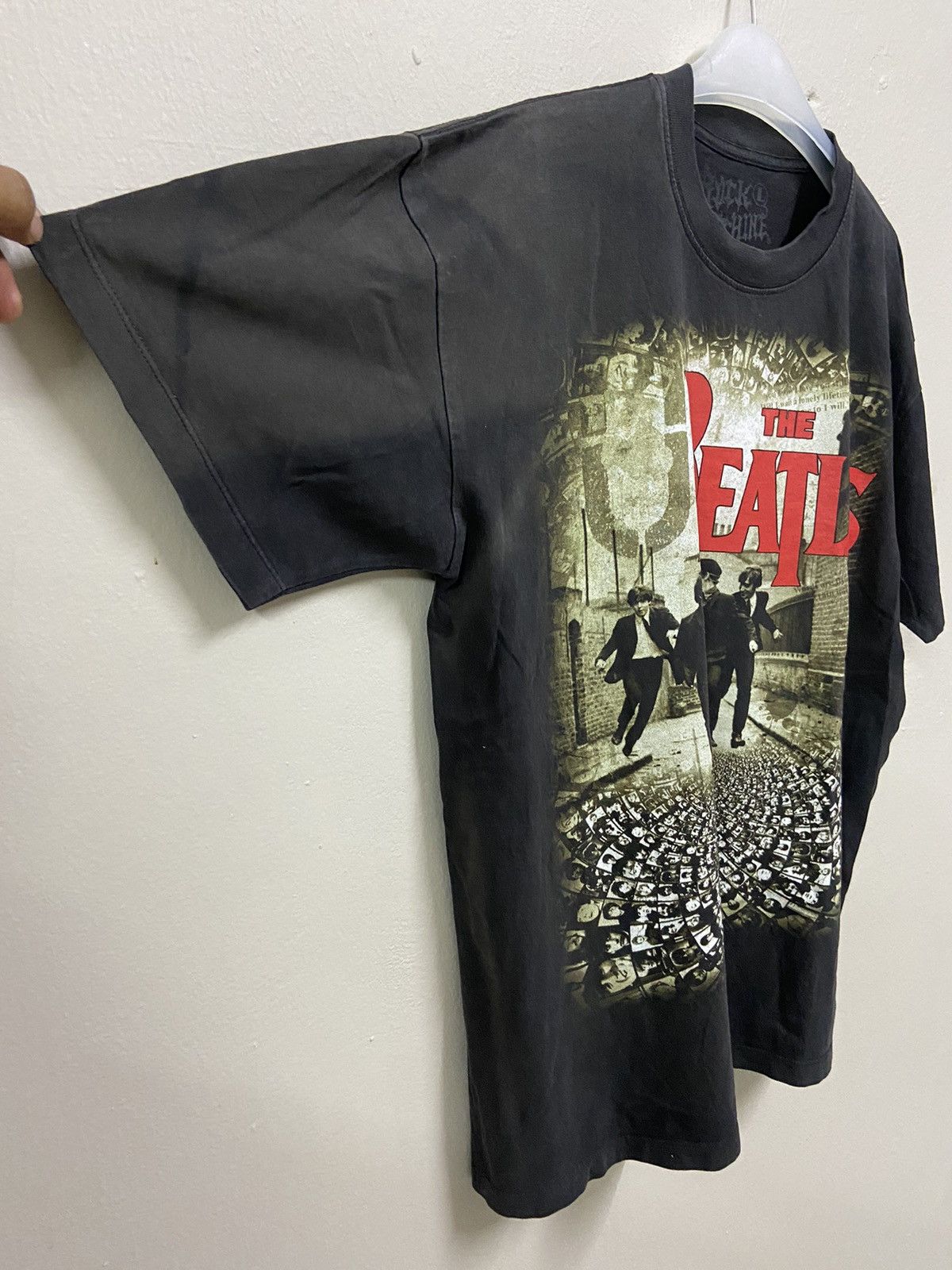 Band Tees × Vintage Distressed Sun Faded The Beatles Tshirt Size US L / EU 52-54 / 3 - 5 Thumbnail