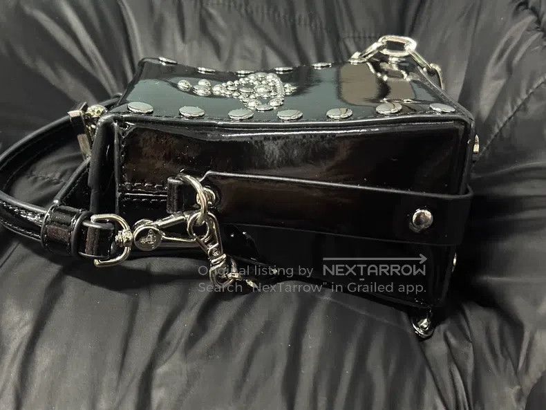 Vivienne Westwood Vivienne Westwood size os Riveted, slim waist bag with a cr Size ONE SIZE - 5 Thumbnail