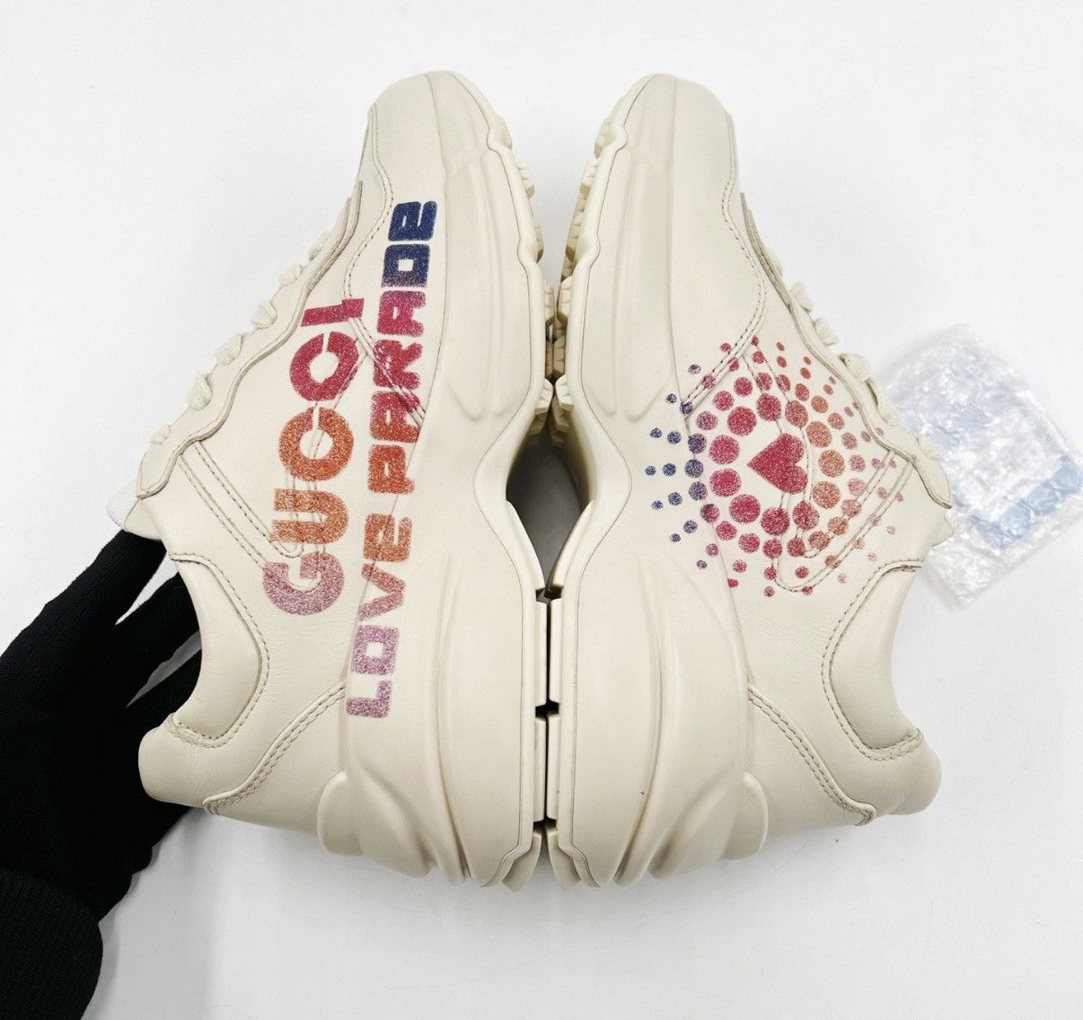 Gucci GUCCI Ivory Rhyton Low-Top Dad Sneakers K12 Size US 4 / IT 34 - 5 Thumbnail