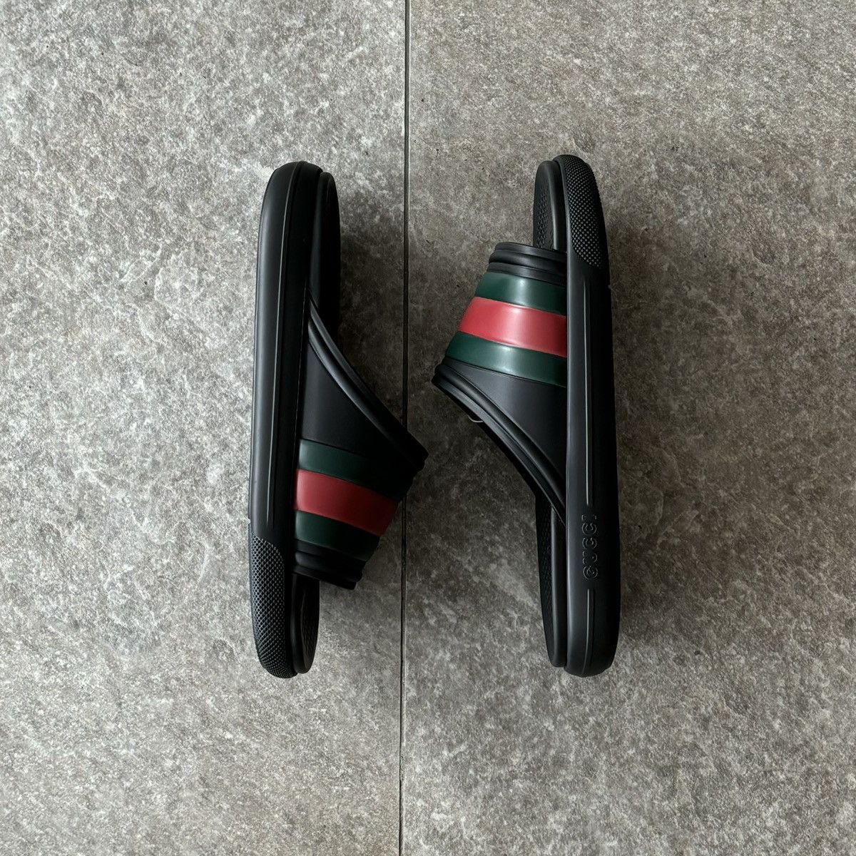 Gucci GUCCI WEB STRIPE LOGO BLACK SLIDE SANDAL Size US 10 / EU 43 - 8 Thumbnail