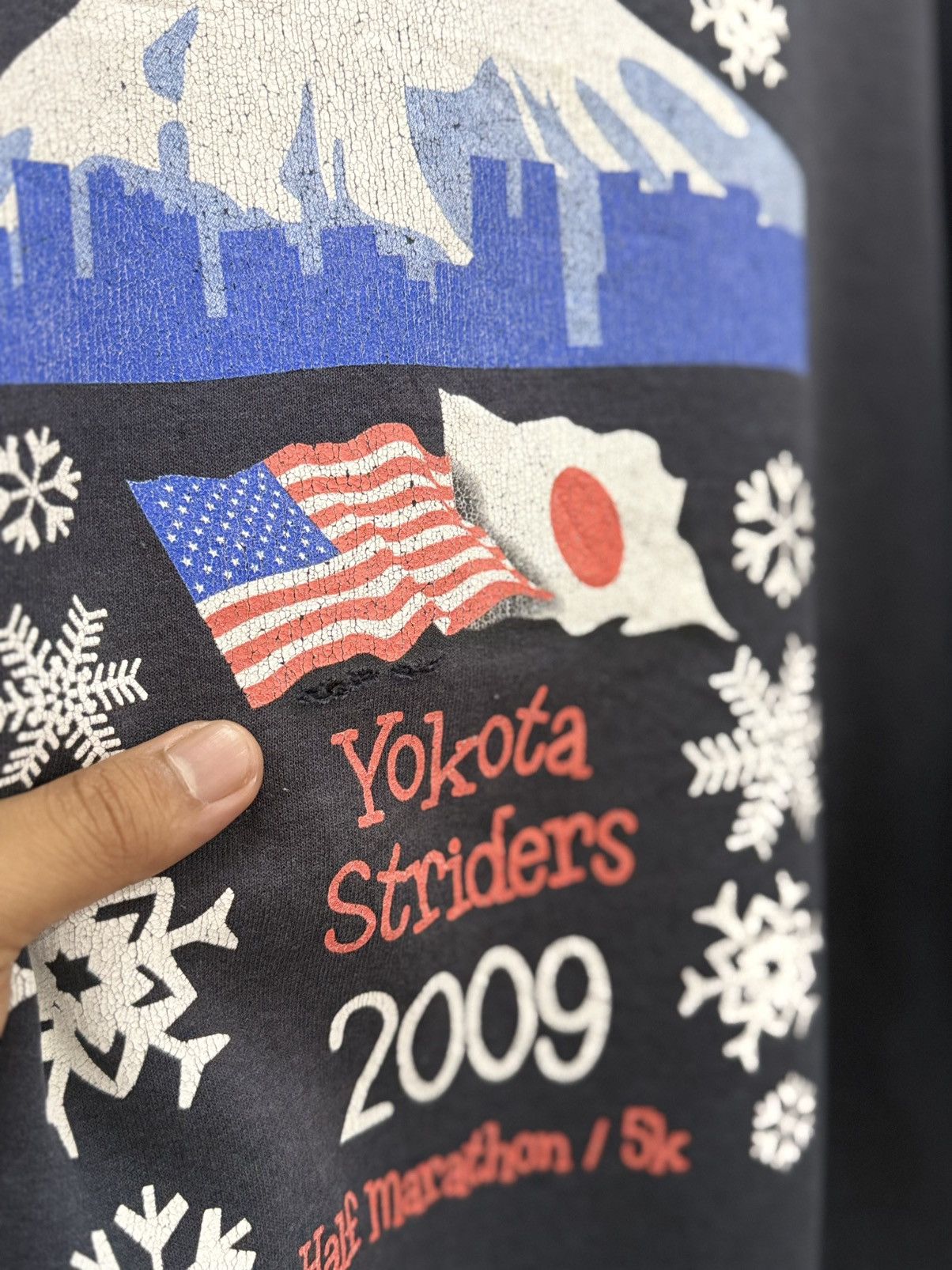 Vintage 🔥 Gildan 28th Annual Marathon Frostbite Footrace Distressed Size US M / EU 48-50 / 2 - 10 Thumbnail
