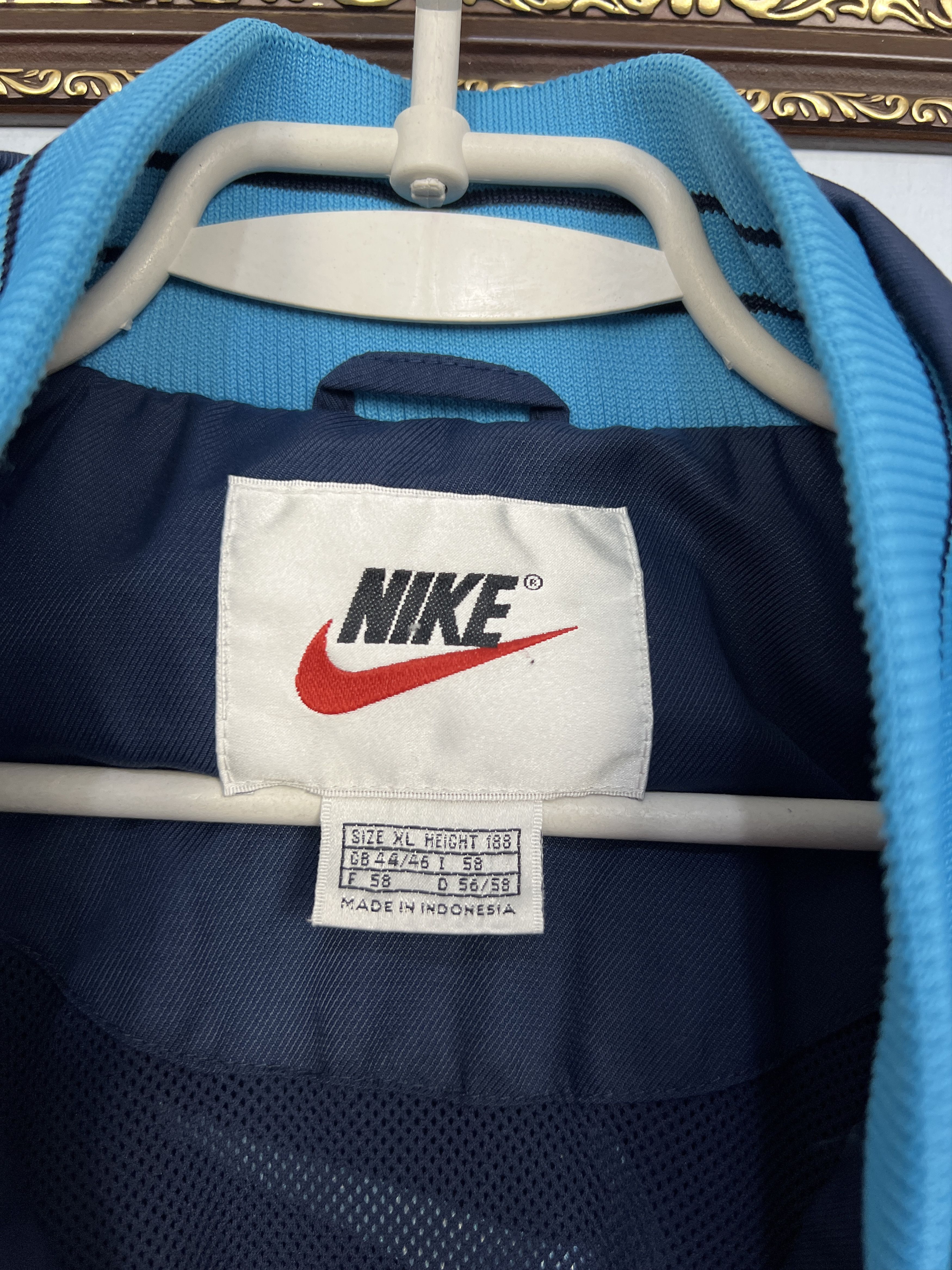 Nike Vintage 90's Nike 1860 Munich Football Jacket Bomber Size US L / EU 52-54 / 3 - 11 Thumbnail