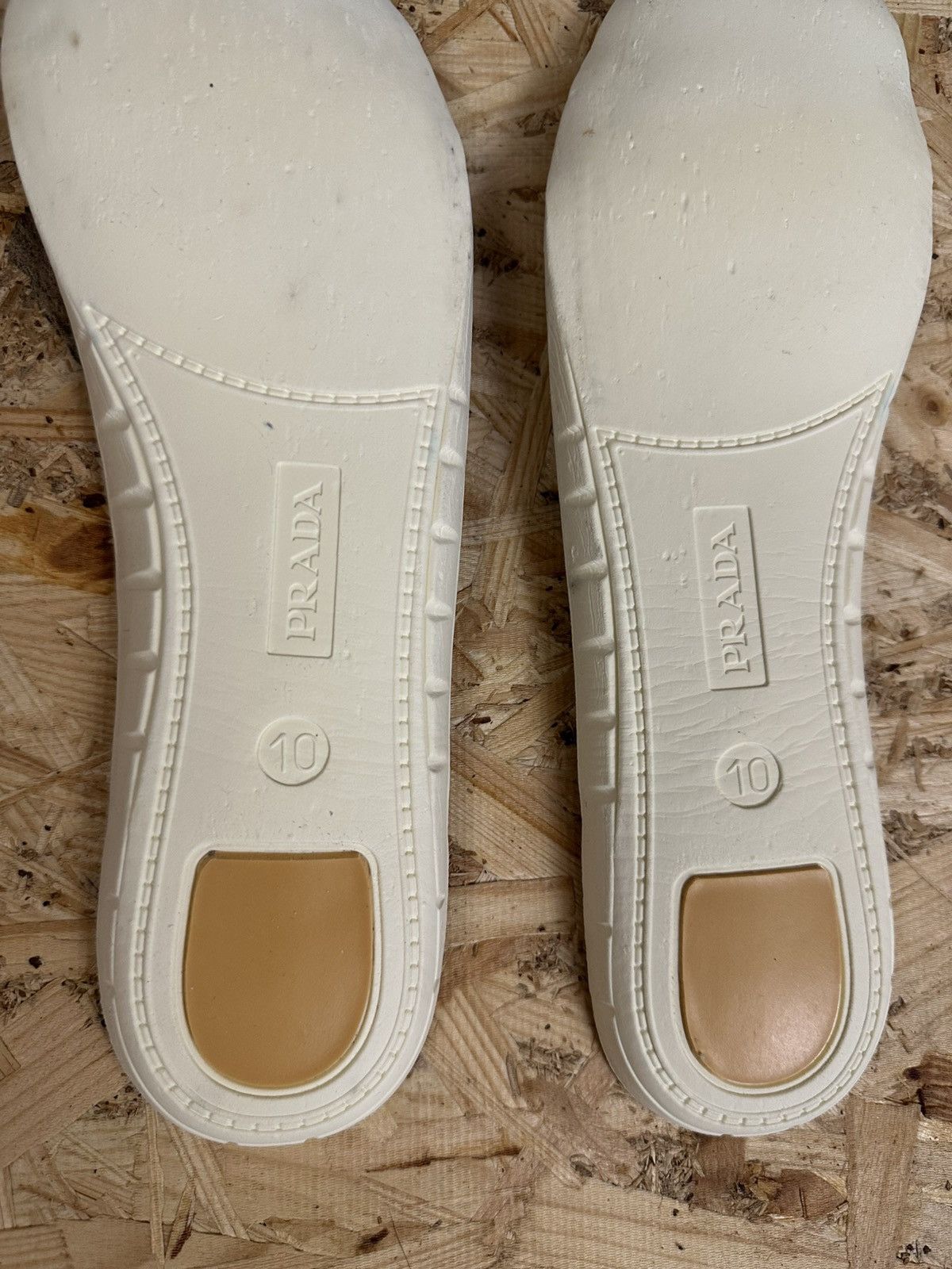 Prada Prada sneakers size 12,5 US Size US 11.5 / EU 44-45 - 12 Thumbnail