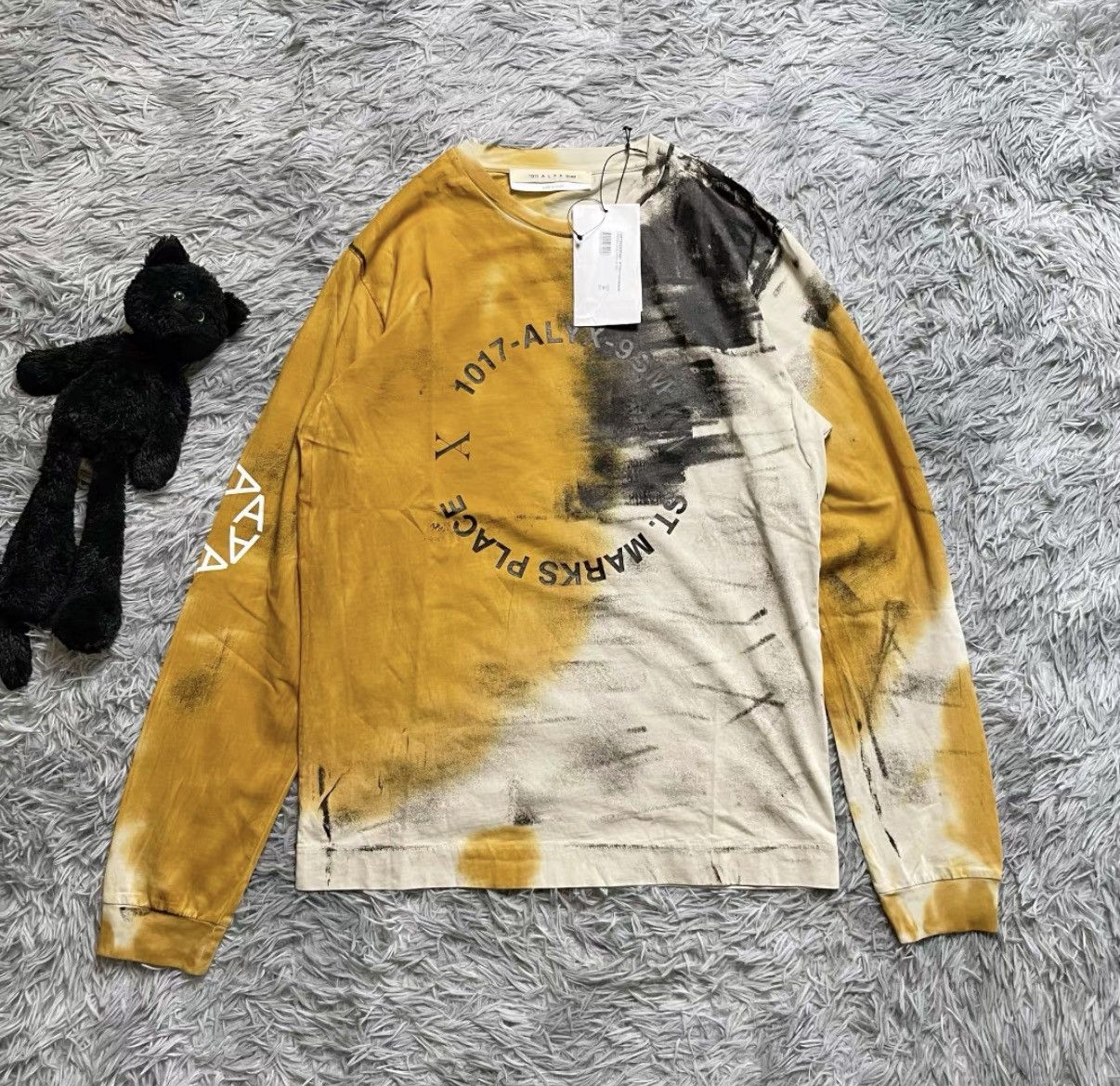 1017 ALYX 9SM 1017 ALYX 9SM Tie-Dye Long Sleeve J29 Size US M / EU 48-50 / 2 - 1 Thumbnail