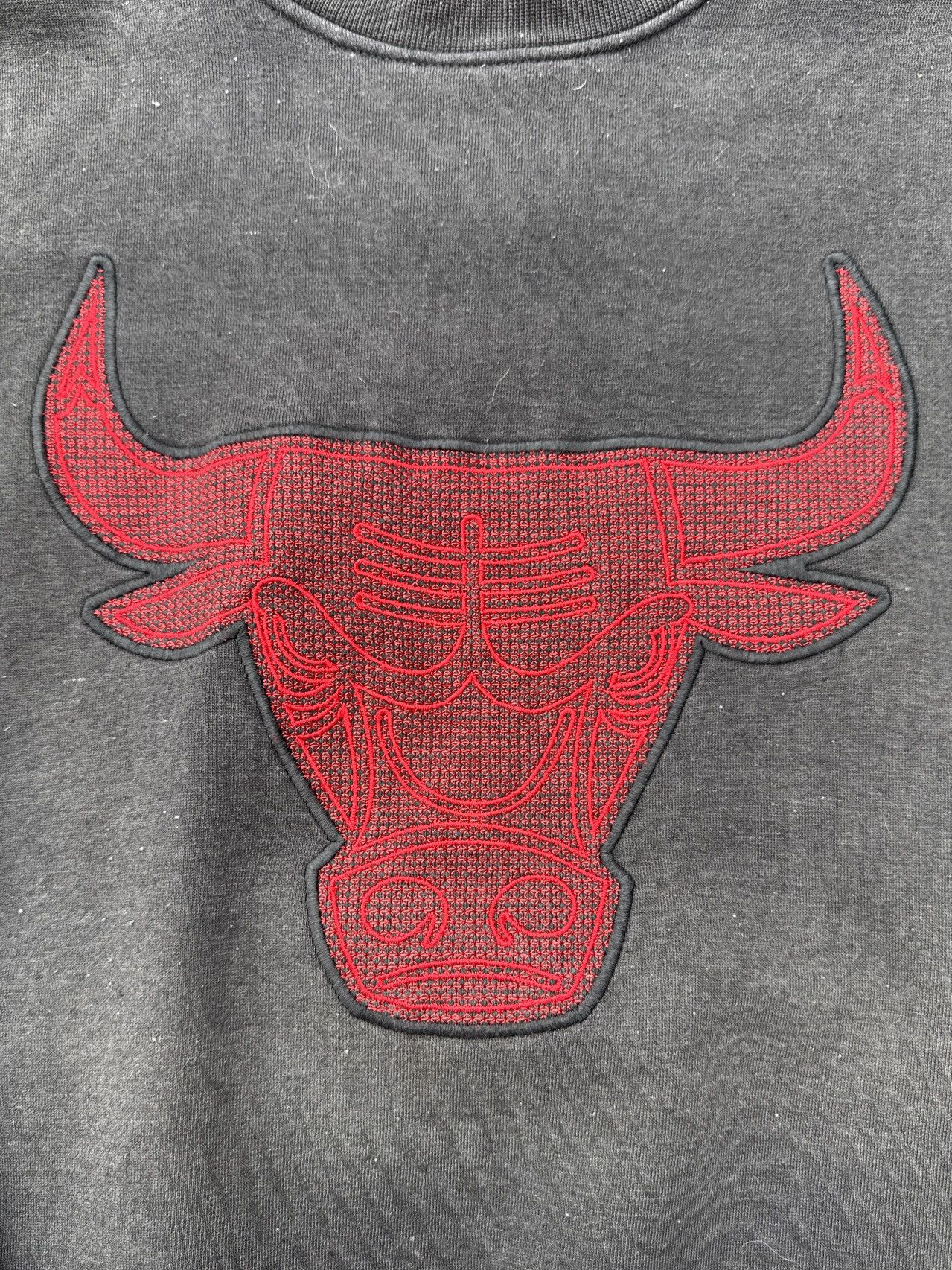Starter Vintage 90s Chicago Bulls Starter Crewneck XL Sun Faded Size US XL / EU 56 / 4 - 4 Thumbnail