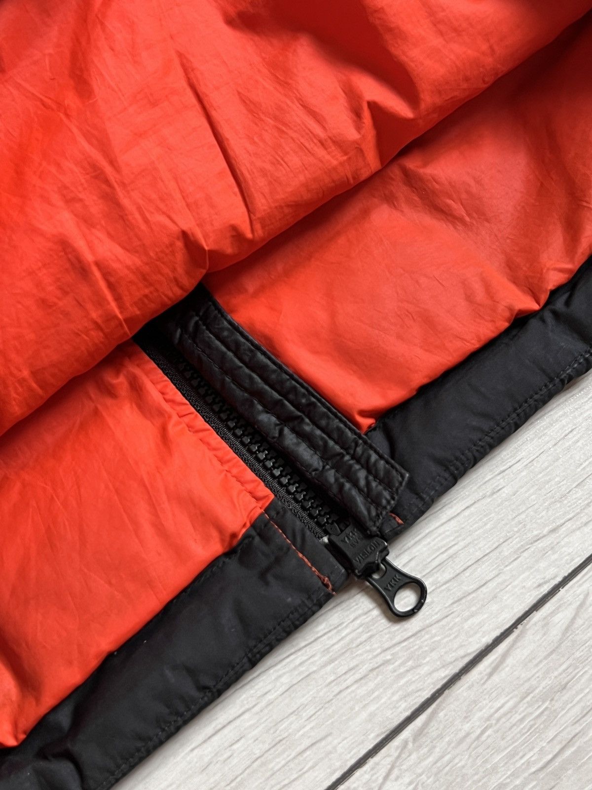Nike Vintage Nike Drill Y2k Puffer Vest Size US M / EU 48-50 / 2 - 12 Thumbnail