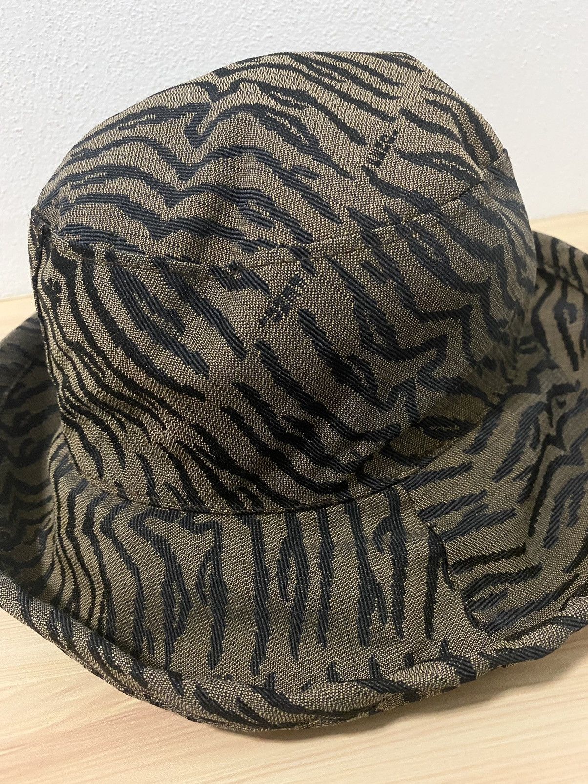 Fendi Vintage Fendi Zebra Stripes Bucket Hat Size ONE SIZE - 5 Thumbnail