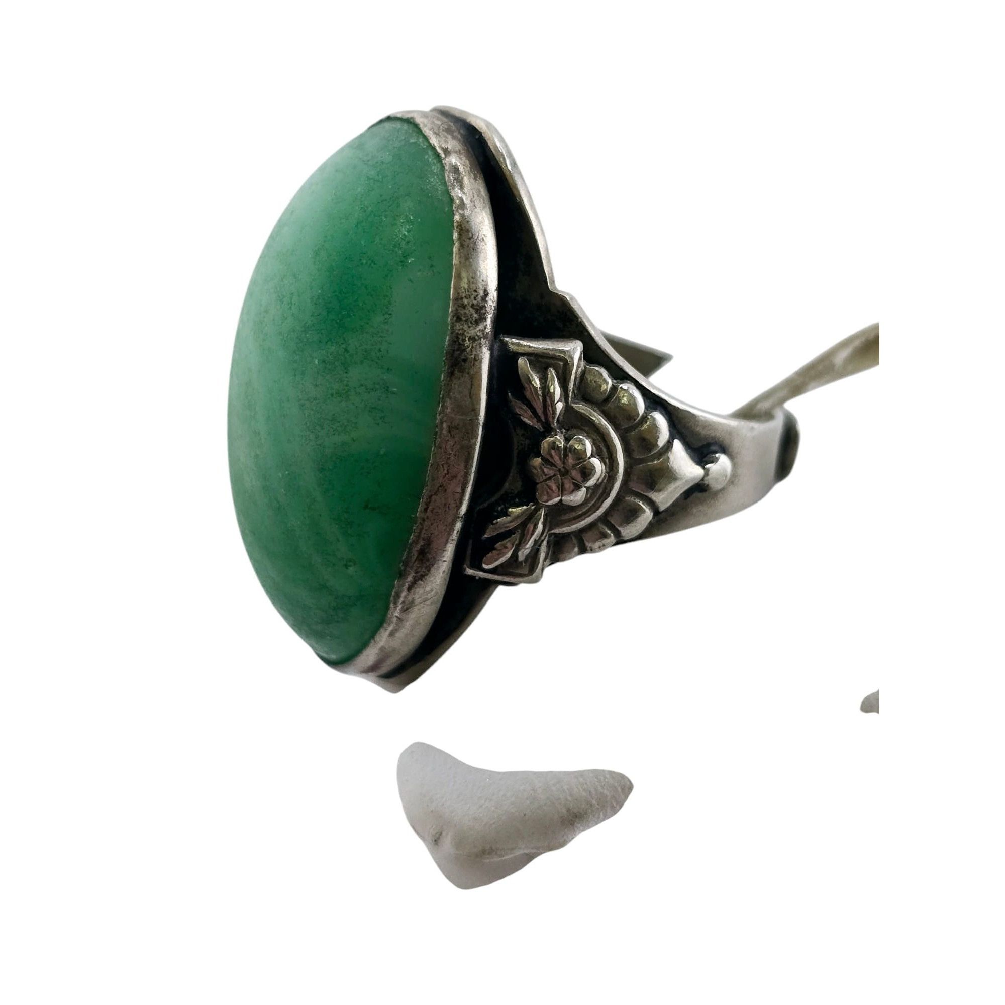 Vintage Vintage Decorative Silvertone Glass or Tourmaline Fancy Shan Size ONE SIZE - 3 Thumbnail