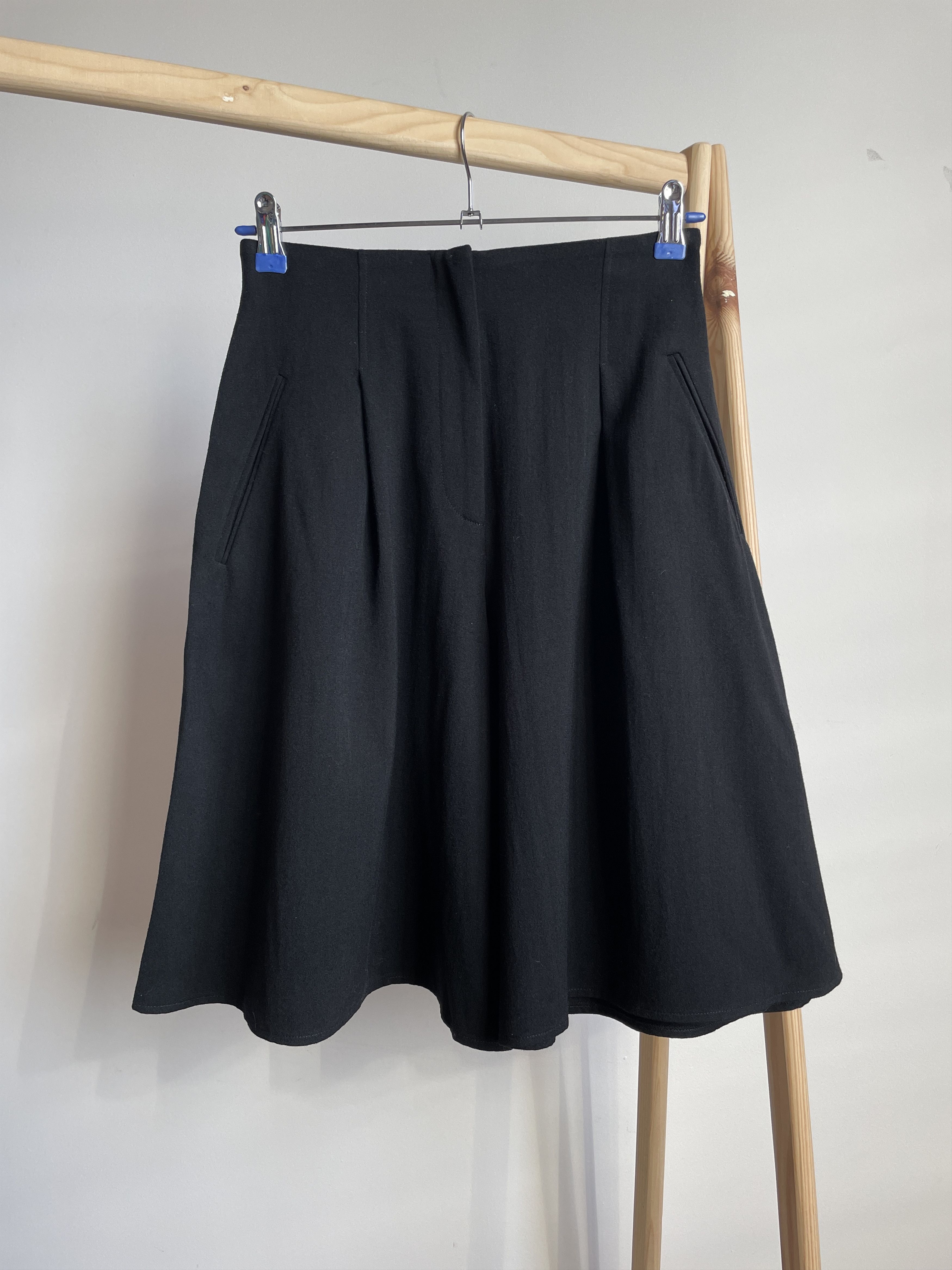 Helmut Lang Helmut Lang Collection Calla 80s Womens Pleated Shorts Skirt Size 28" / US 6 / IT 42 - 1 Thumbnail