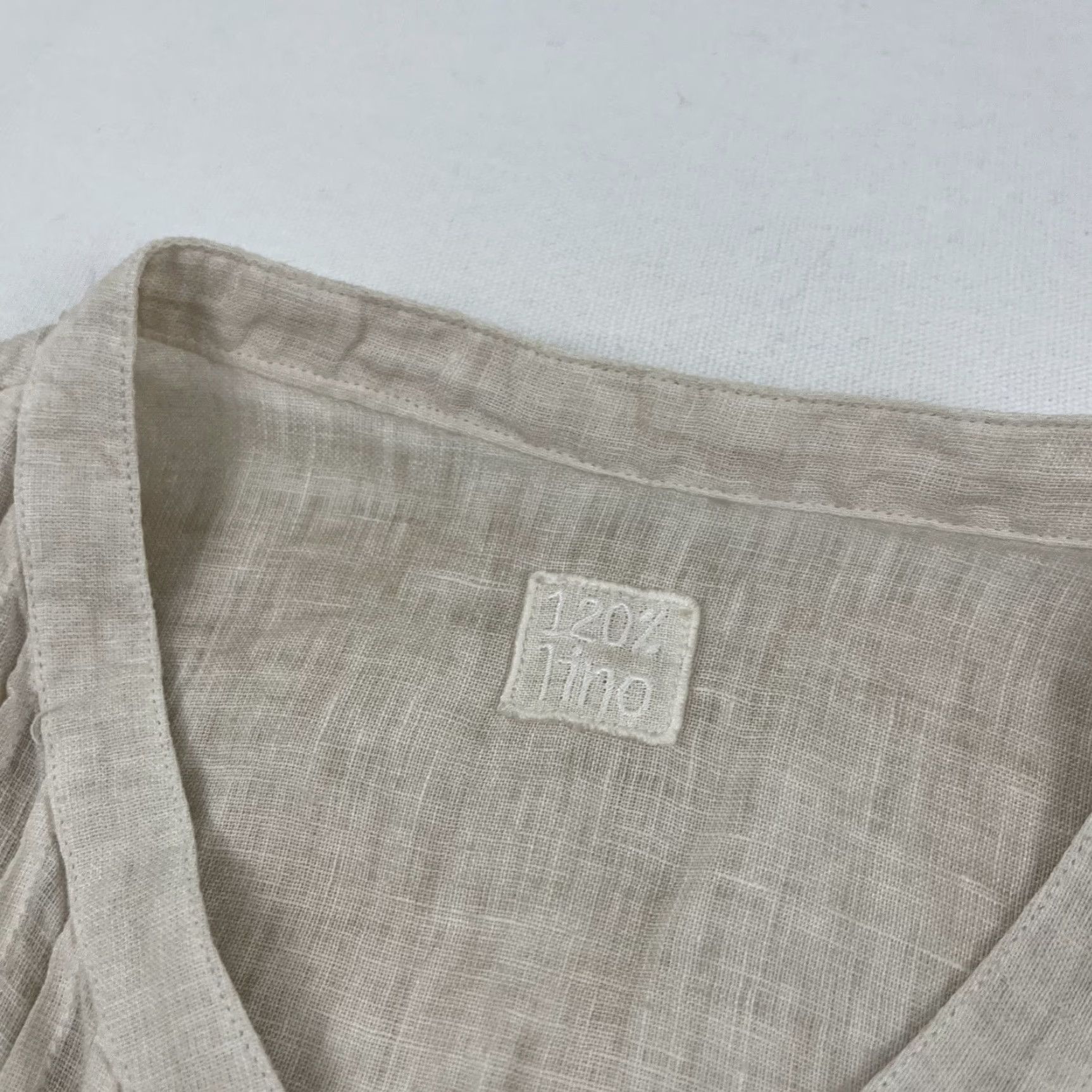 120% Lino 120% Lino Brown Linen Tank Top Shirt Womens Size 40 Sleeveless Pleated V-Neck Casual Size S / US 4 / IT 40 - 2 Thumbnail