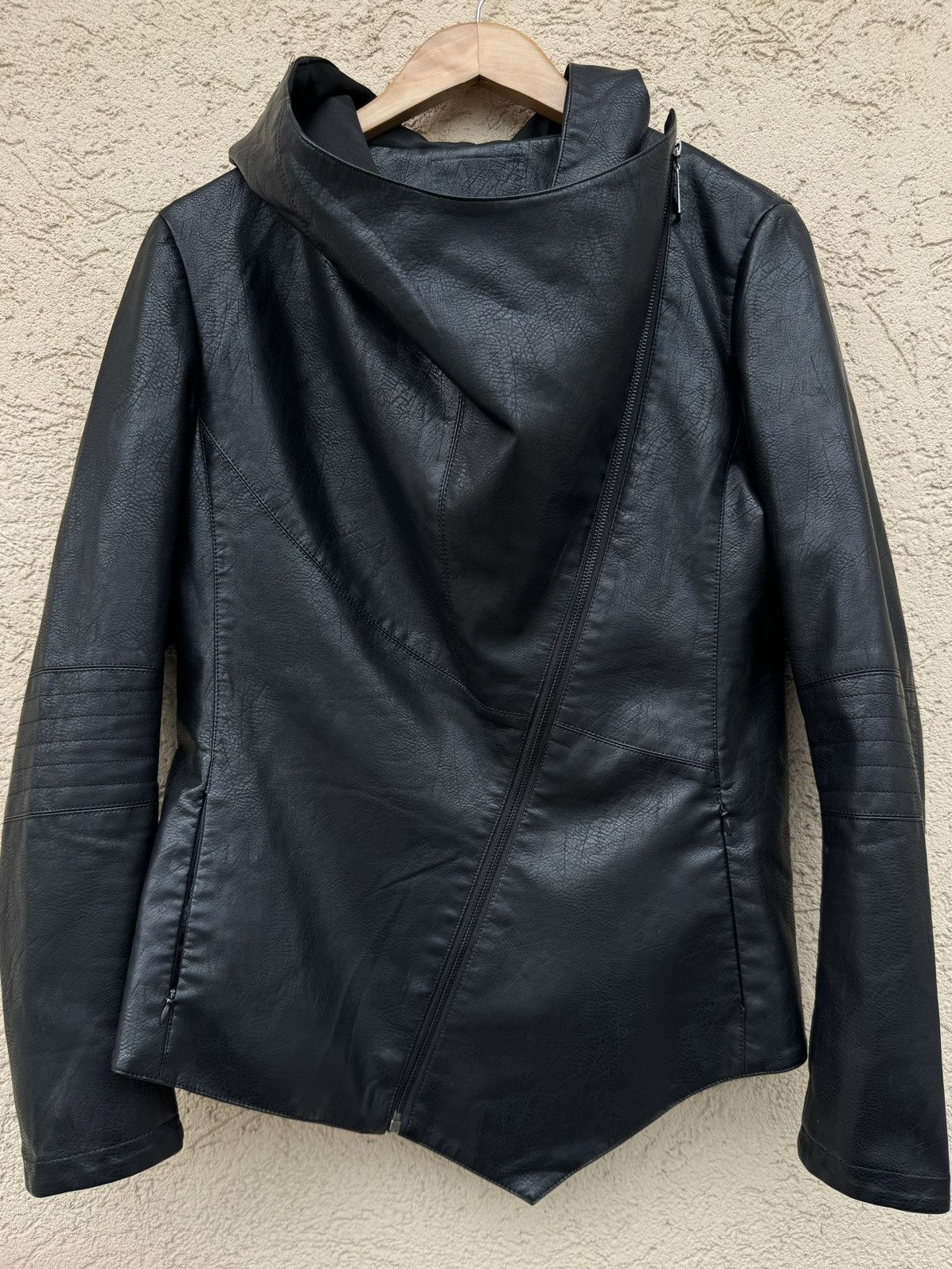 Leather Asymmetric Big Wide Throat Jacket