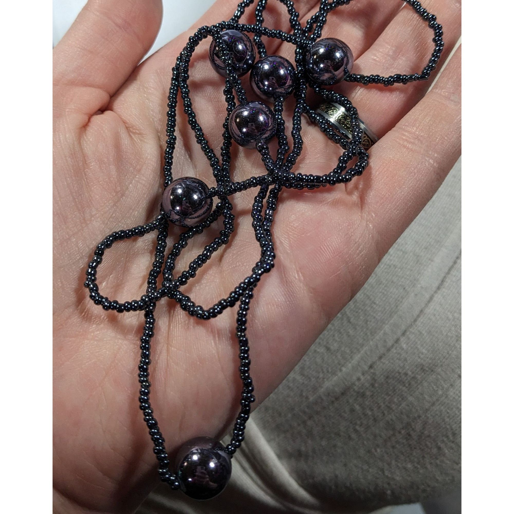 Other Simple Glass Beaded Metallic Silver Tone Necklace Size ONE SIZE - 4 Thumbnail