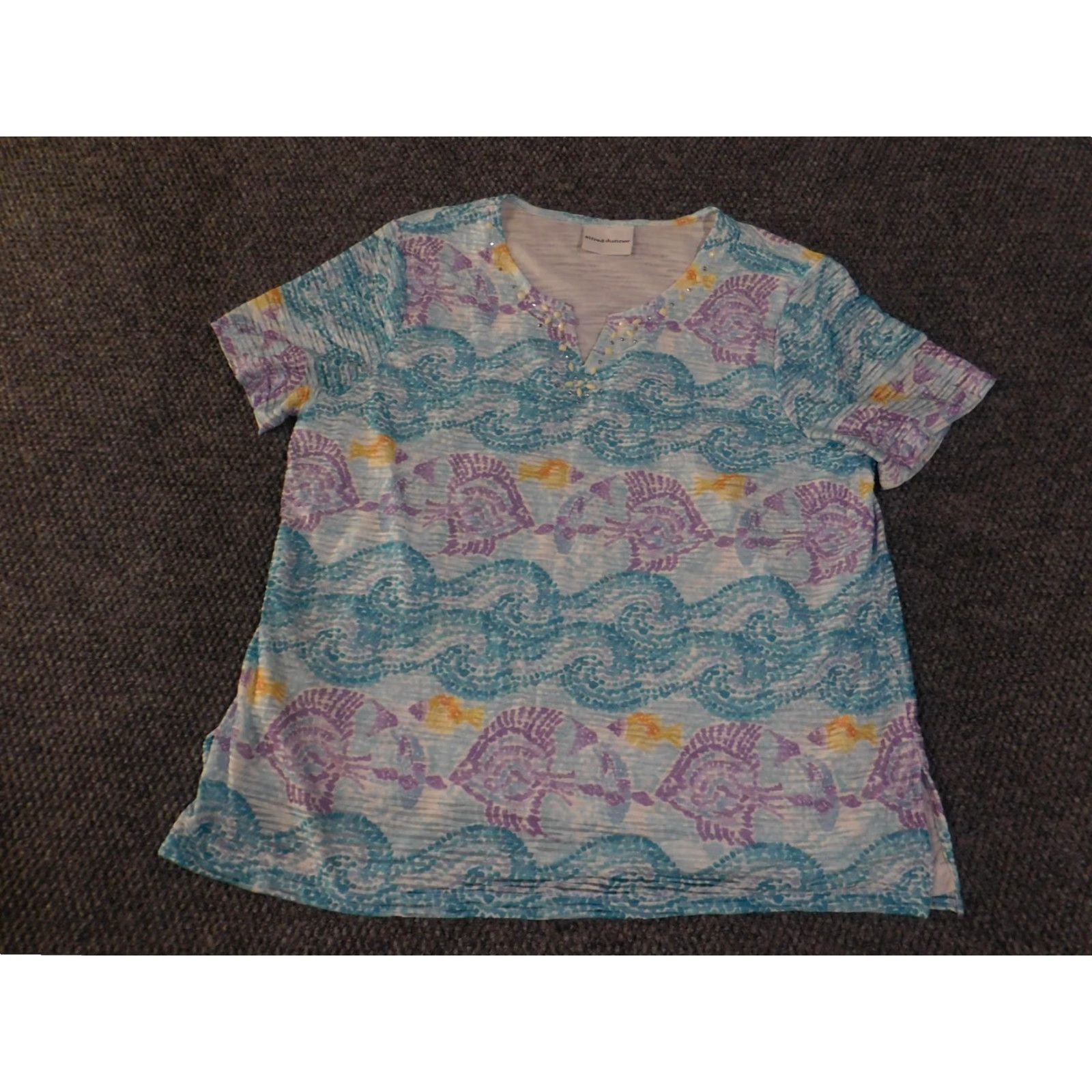 Vintage Alfred Dunner Shirt Womens XL Blue Tropical Fish V Neck Embellished Rhinestone Beach Nautical Summer Size XL / US 12-14 / IT 48-50 - 4 Thumbnail