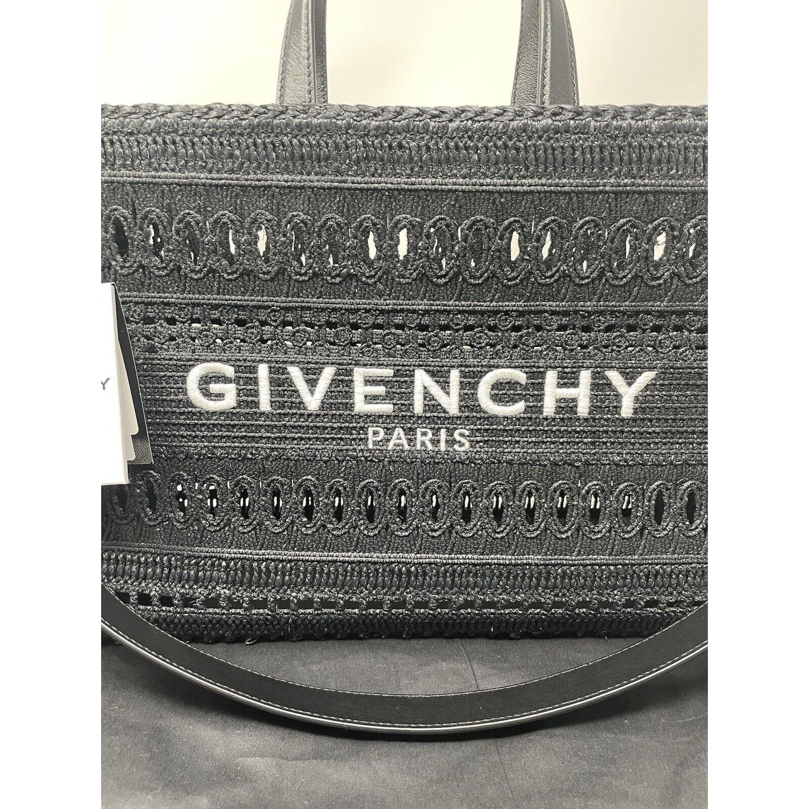 Givenchy Givenchy Medium tote NWT $2390 Size ONE SIZE - 2 Thumbnail
