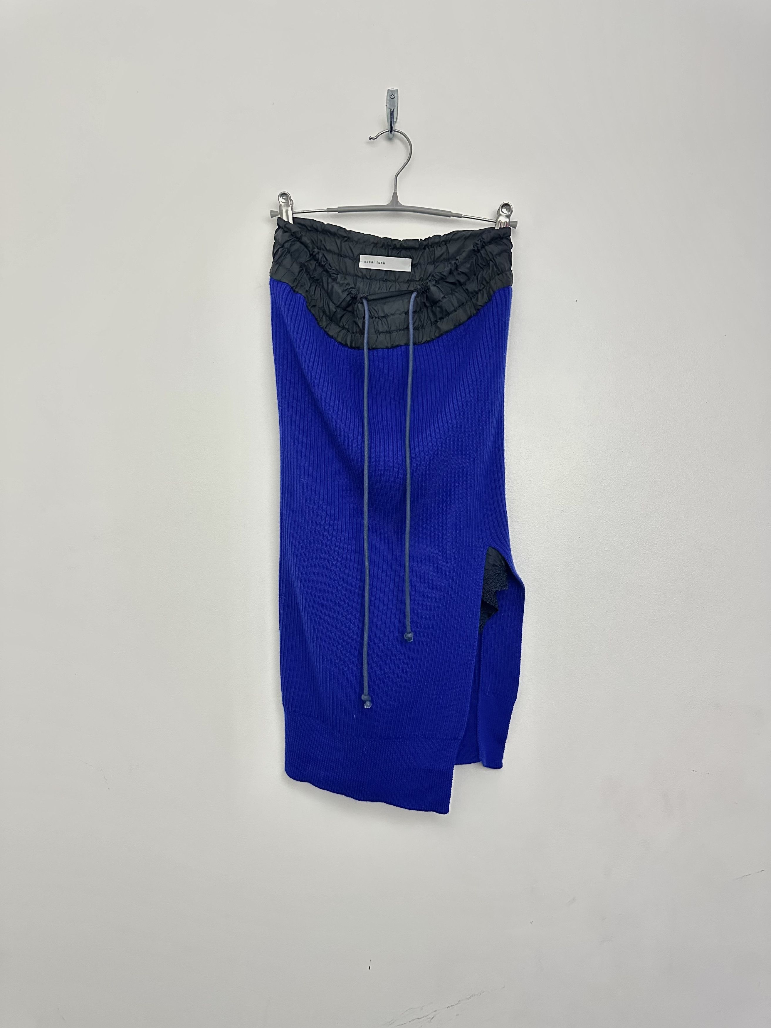 Sacai SACAI BLUE RIBBED PENCIL SKIRT Size 28" / US 6 / IT 42 - 1 Thumbnail