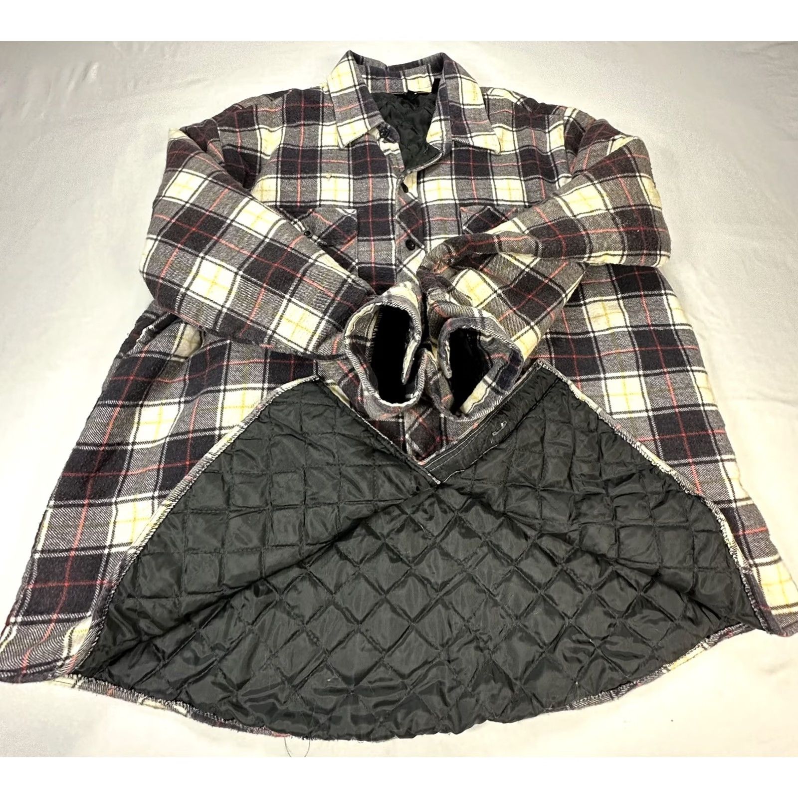 Vintage VINTAGE Woodland Jacket 2XL Black White Flannel Quilted Men’s Mens Shirt? Size US XXL / EU 58 / 5 - 7 Thumbnail
