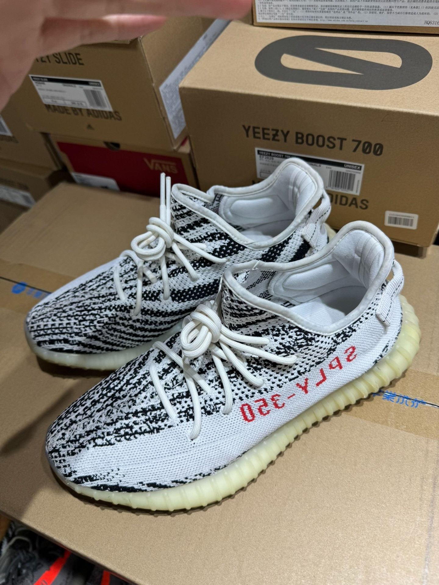 Adidas Adidas YEEZY350 White Lowtop Sneakers 10 Men Size US 10 / EU 43 - 1 Thumbnail