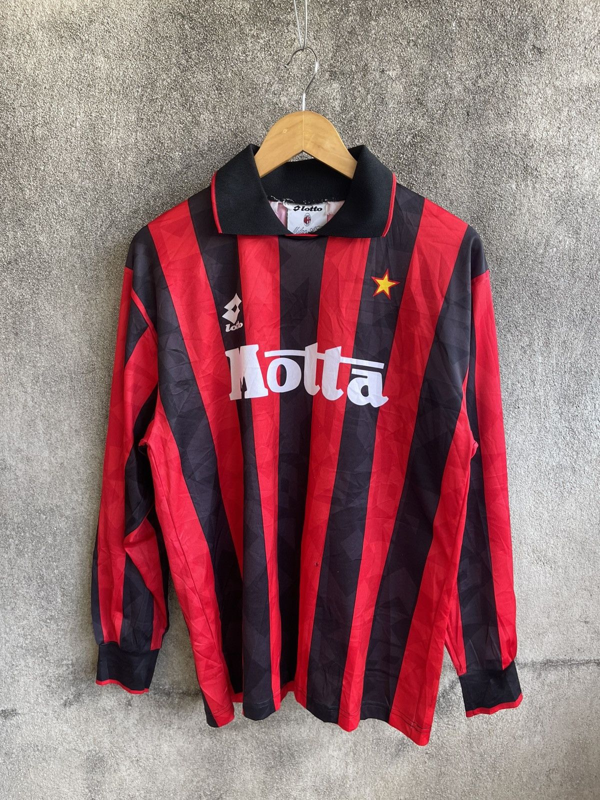 Lotto Sport Vintage’93-94🔥AC MILAN🔥LOTTO HOME FOOTBALL CLUB JERSEY L/S Size US L / EU 52-54 / 3 - 3 Thumbnail