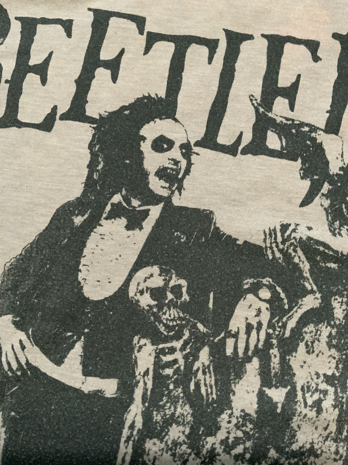 Other Beetlejuice Here Lies BeetleGeist Skulls Skeleton T-Shirt Size US L / EU 52-54 / 3 - 7 Thumbnail