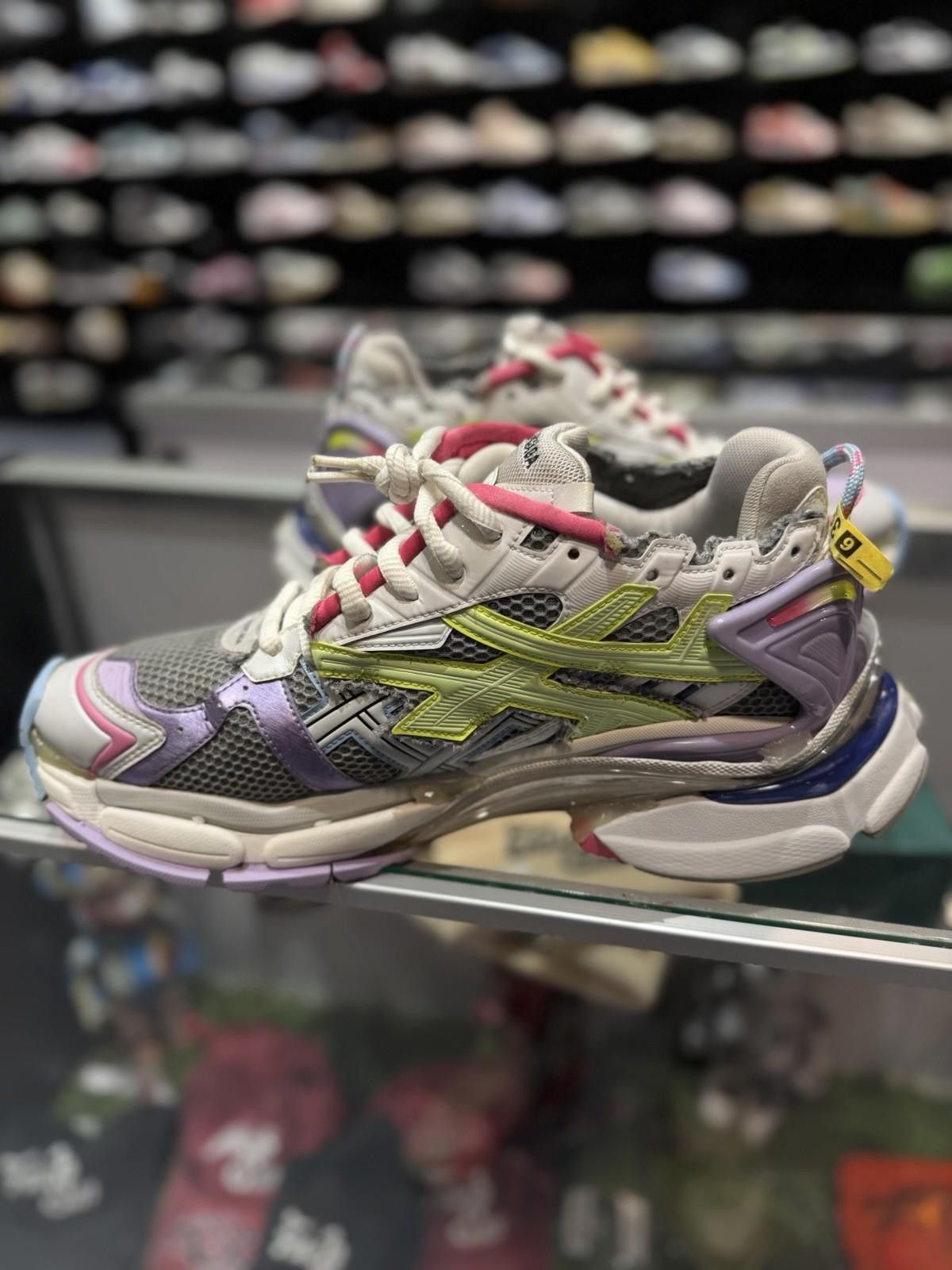 Balenciaga Balenciaga Runner Multicolor Mesh Sneakers $1150 47EU/14US Size US 14 / EU 47 - 7 Thumbnail