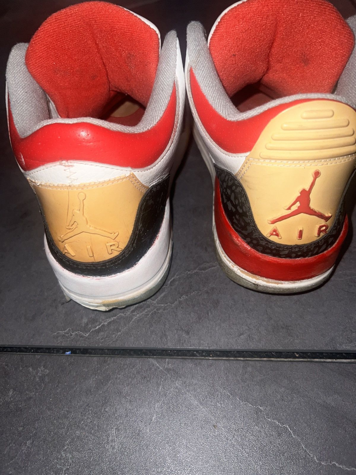 Jordan Brand Jordan 3 Retro Fire Red Size US 9 / EU 42 - 4 Thumbnail