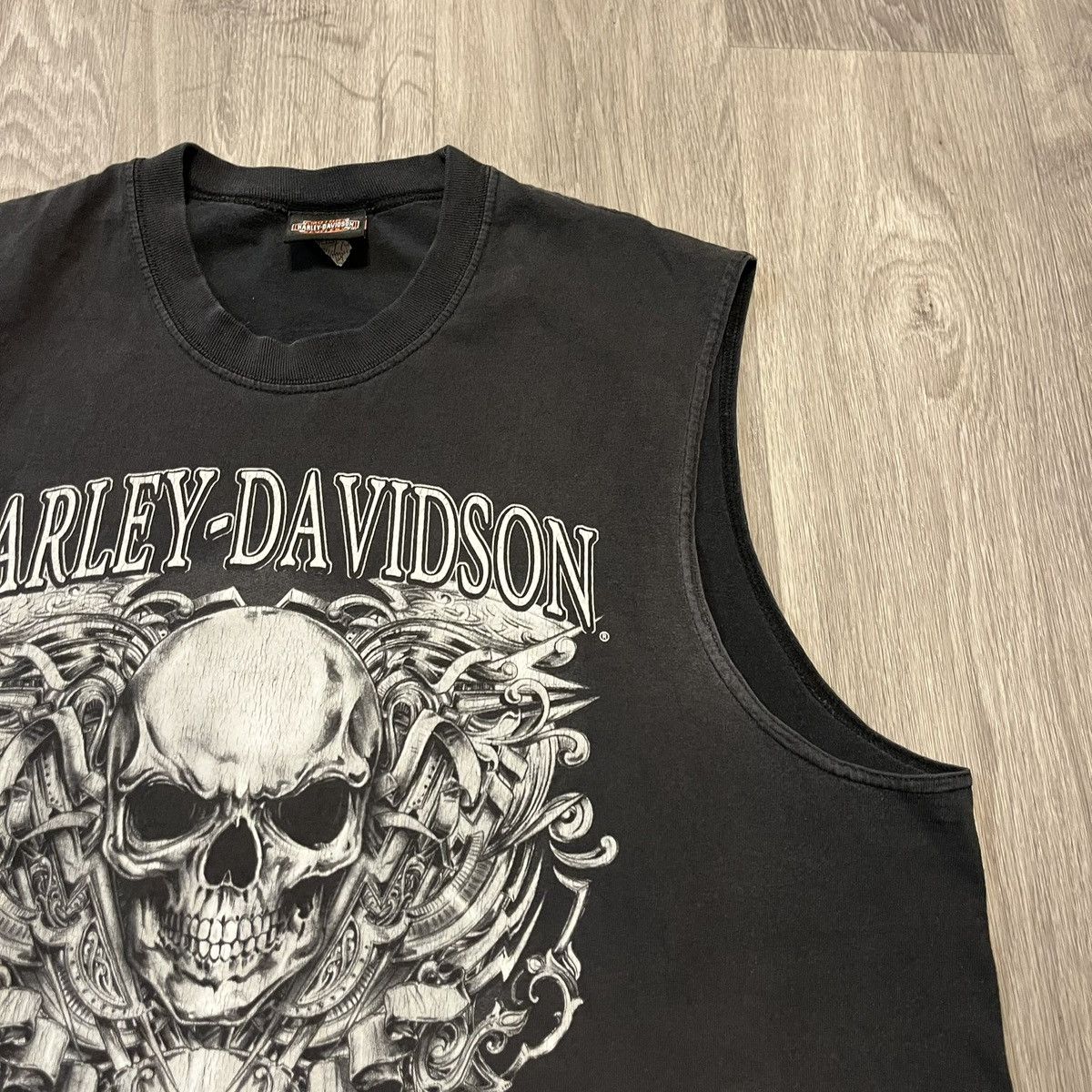 Harley Davidson Vintage 2000s Harley Davidson Faded Skull Graphic Tank Top Size US XL / EU 56 / 4 - 8 Thumbnail