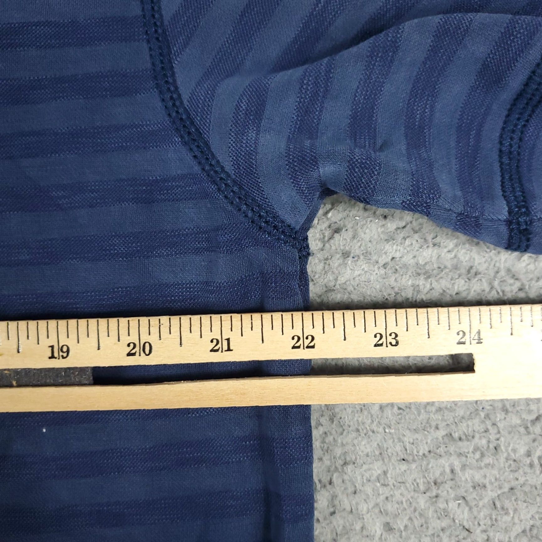 Tommy Bahama Tommy Bahama Blue Striped T-Shirt Mens Medium Casual Short Sleeve Size US M / EU 48-50 / 2 - 6 Thumbnail