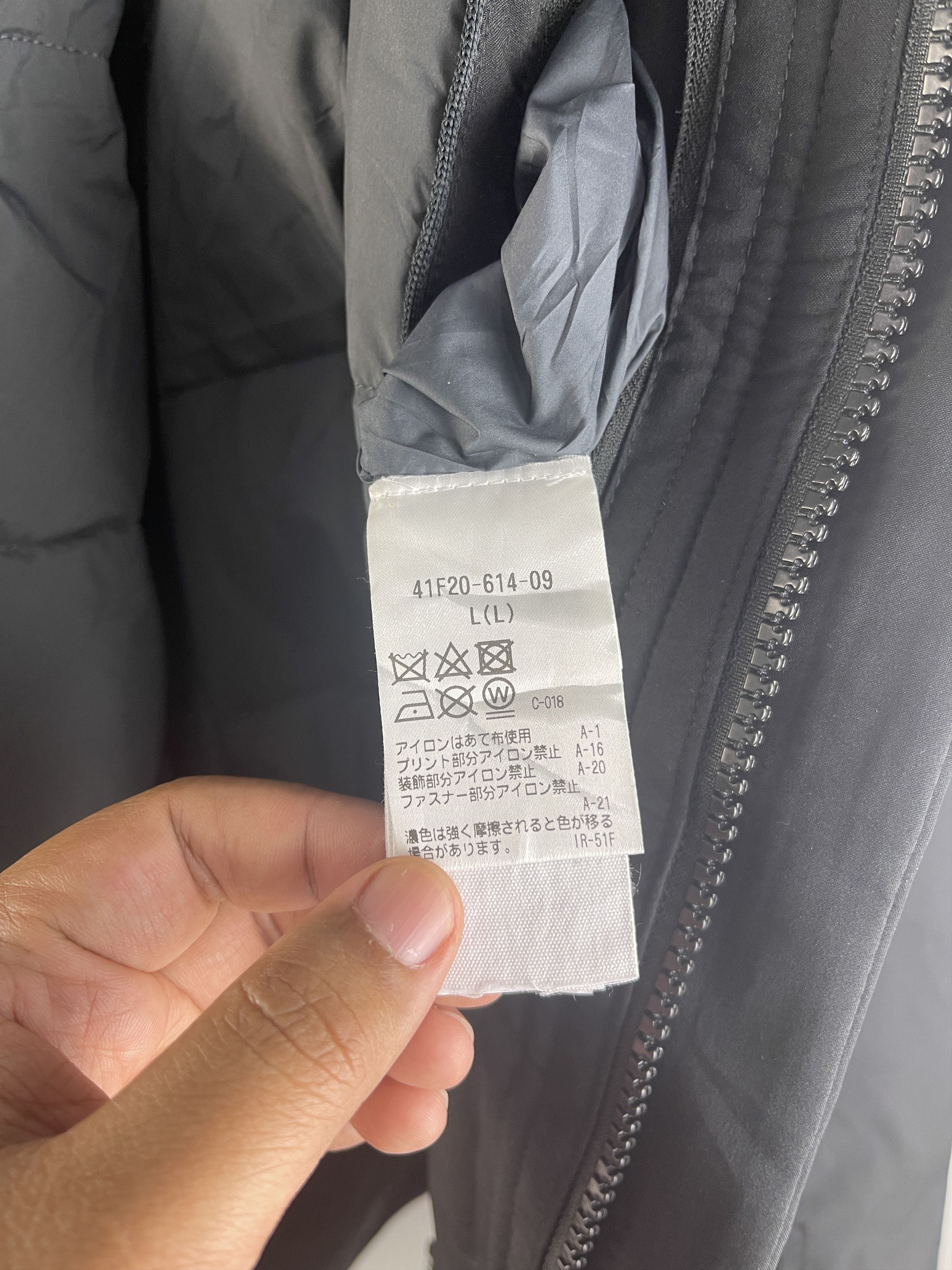 ECOALF Ecoalf Hooded Insulated Jacket Black Minimal Techwear Park Size US L / EU 52-54 / 3 - 12 Thumbnail