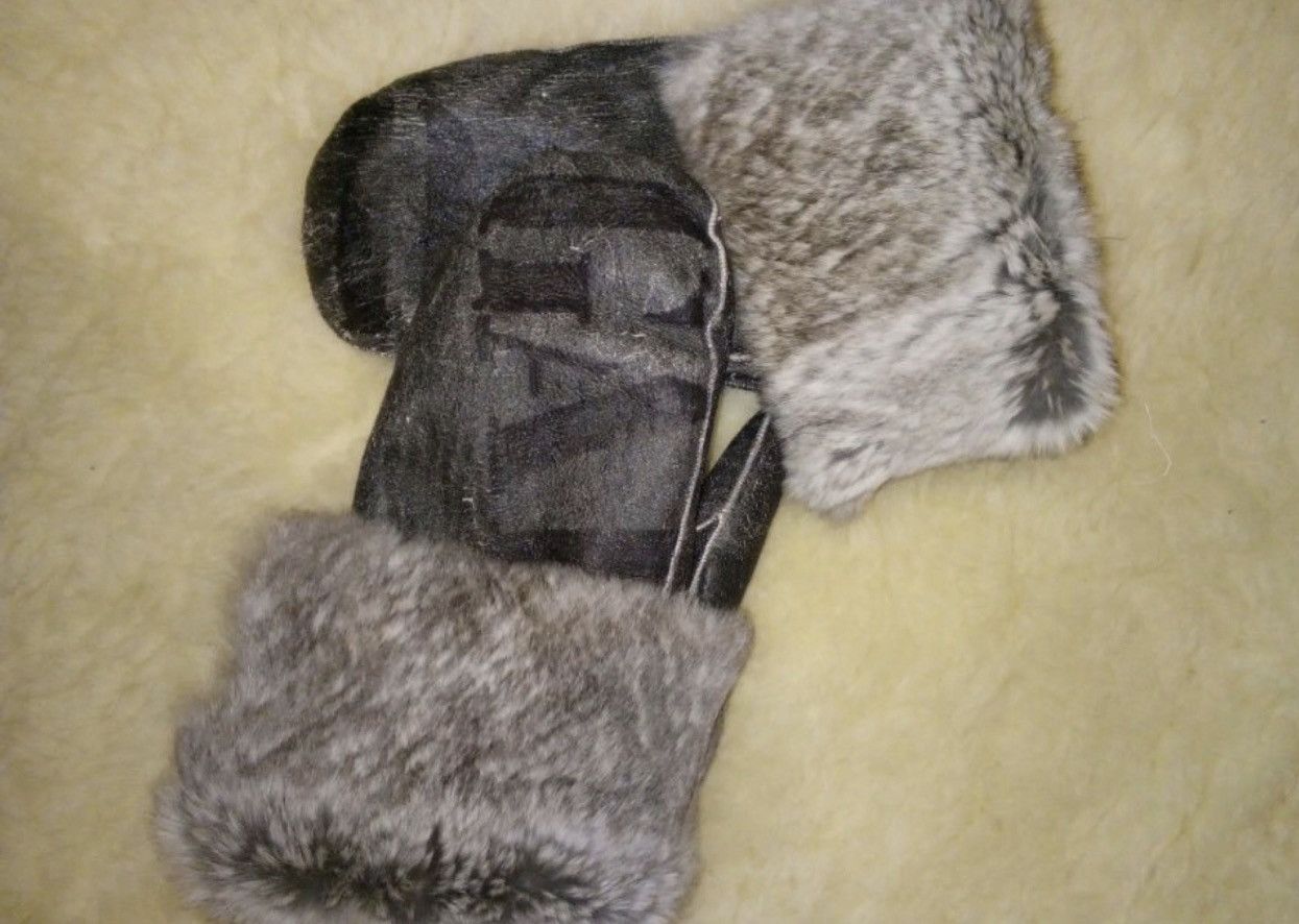Dolce & Gabbana DOLCE & GABBANA FW 2002 Lapin Fur Leather Gloves runway Size ONE SIZE - 1 Thumbnail