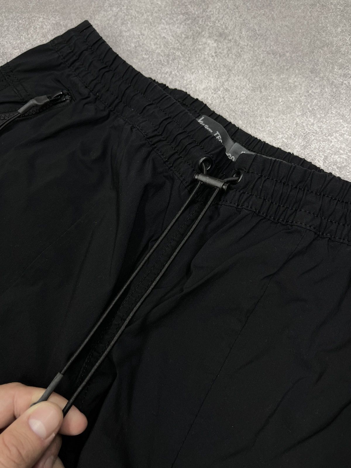 Primark Mens Primark Nylon Cargo Pants Black Parachute Multipocket Size US 34 / EU 50 - 6 Thumbnail