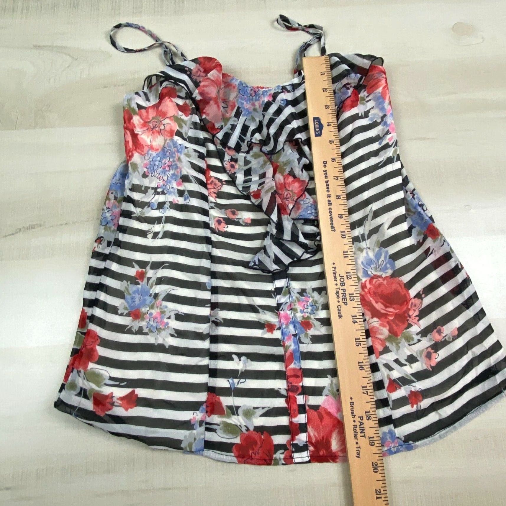 Vintage Xhilaration Womens Tank Top Small Black White Striped Floral Ruffle Straps New Tank Womens Small Black White Floral Ruffle Straps New Xhilaration Size S / US 4 / IT 40 - 7 Thumbnail