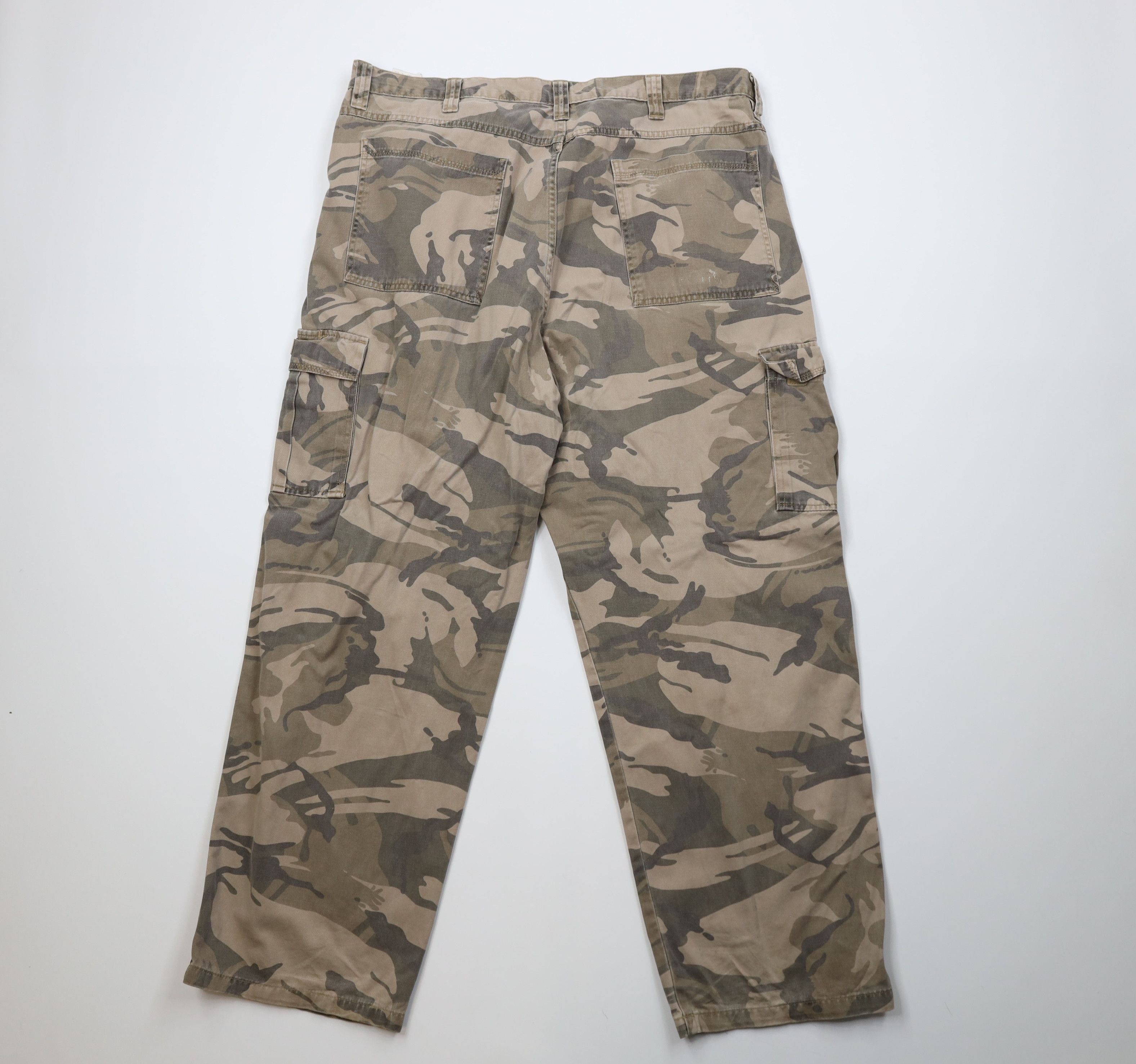 Wrangler Vintage Y2K Wrangler Baggy Wide Leg Camouflage Cargo Pants Size US 42 / EU 58 - 10 Thumbnail