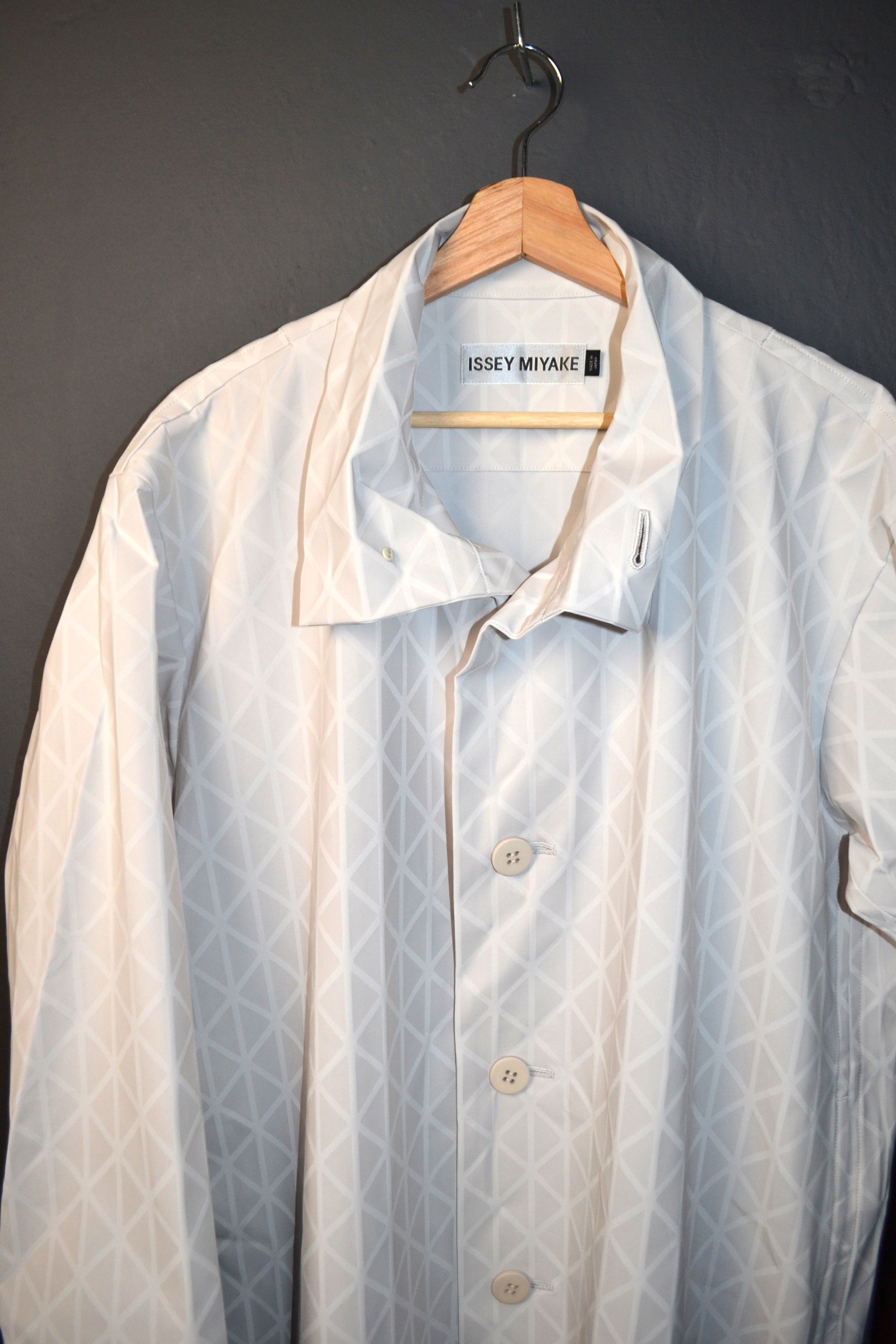 Issey Miyake Issey Miyake 1 Size Gray Blink Coat Bao Style Japan XS-S Size S / US 4 / IT 40 - 6 Thumbnail
