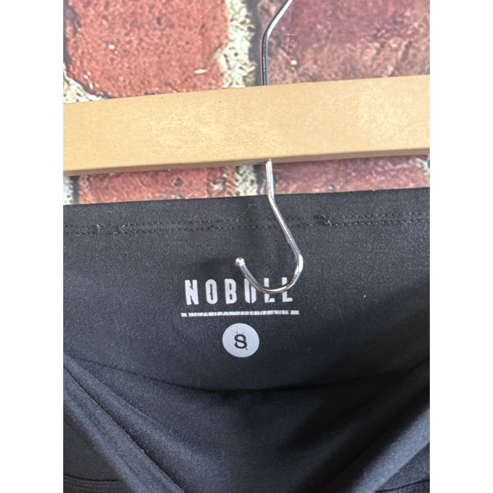 Vintage Nobull Womens Black Athletic Cropped Leggings Size Small Size 28" / US 6 / IT 42 - 3 Thumbnail