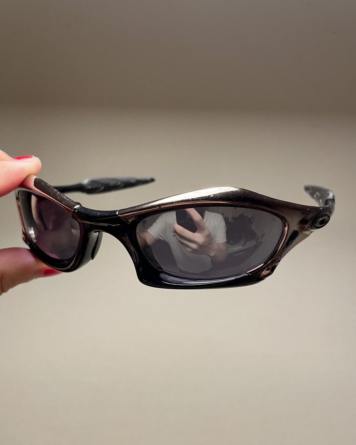 Chrome oakley sunglasses 2025