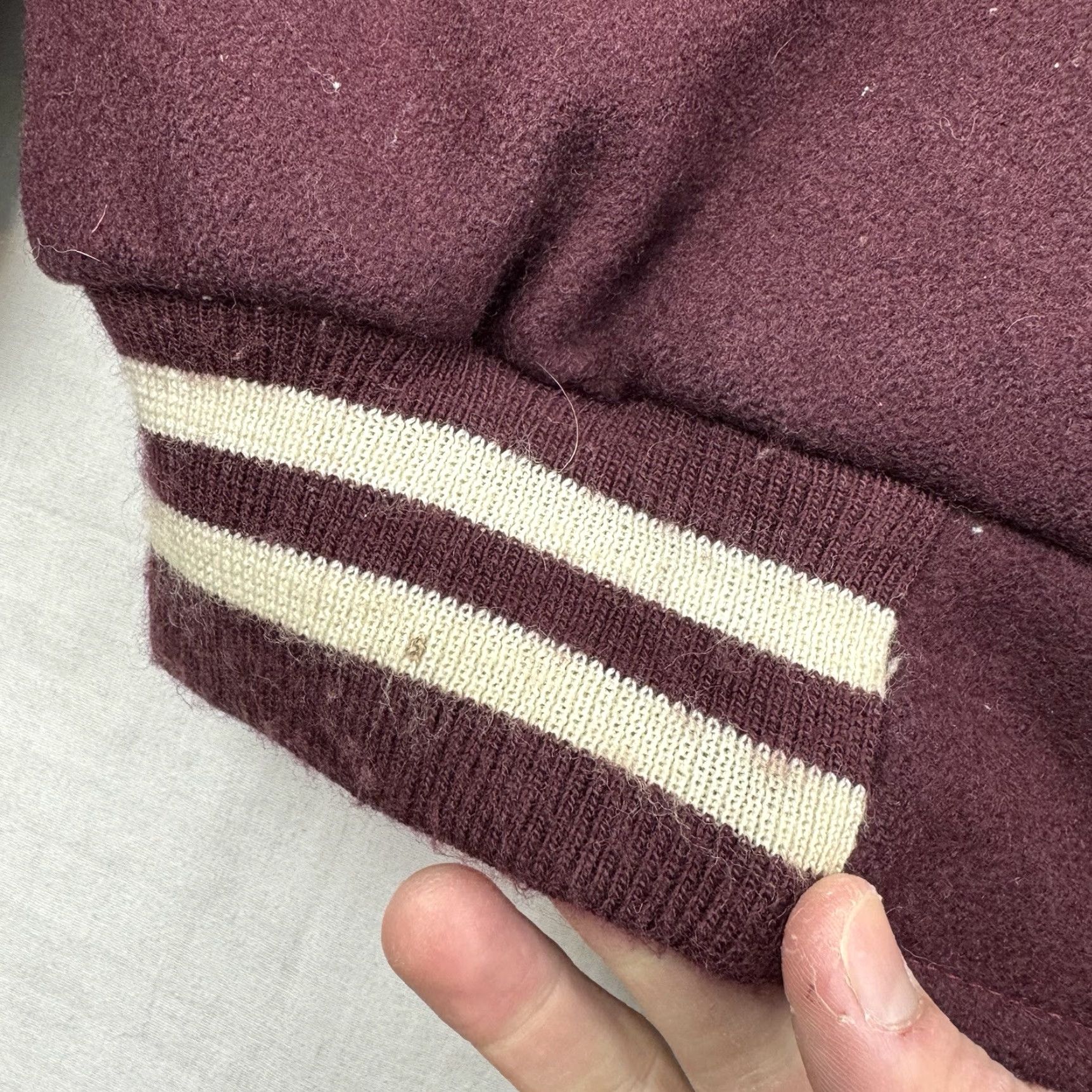 Vintage VINTAGE Big Bills Sport Shop Varsity Jacket Adult Large Red Wool 80s Classic Mens Size US L / EU 52-54 / 3 - 7 Thumbnail
