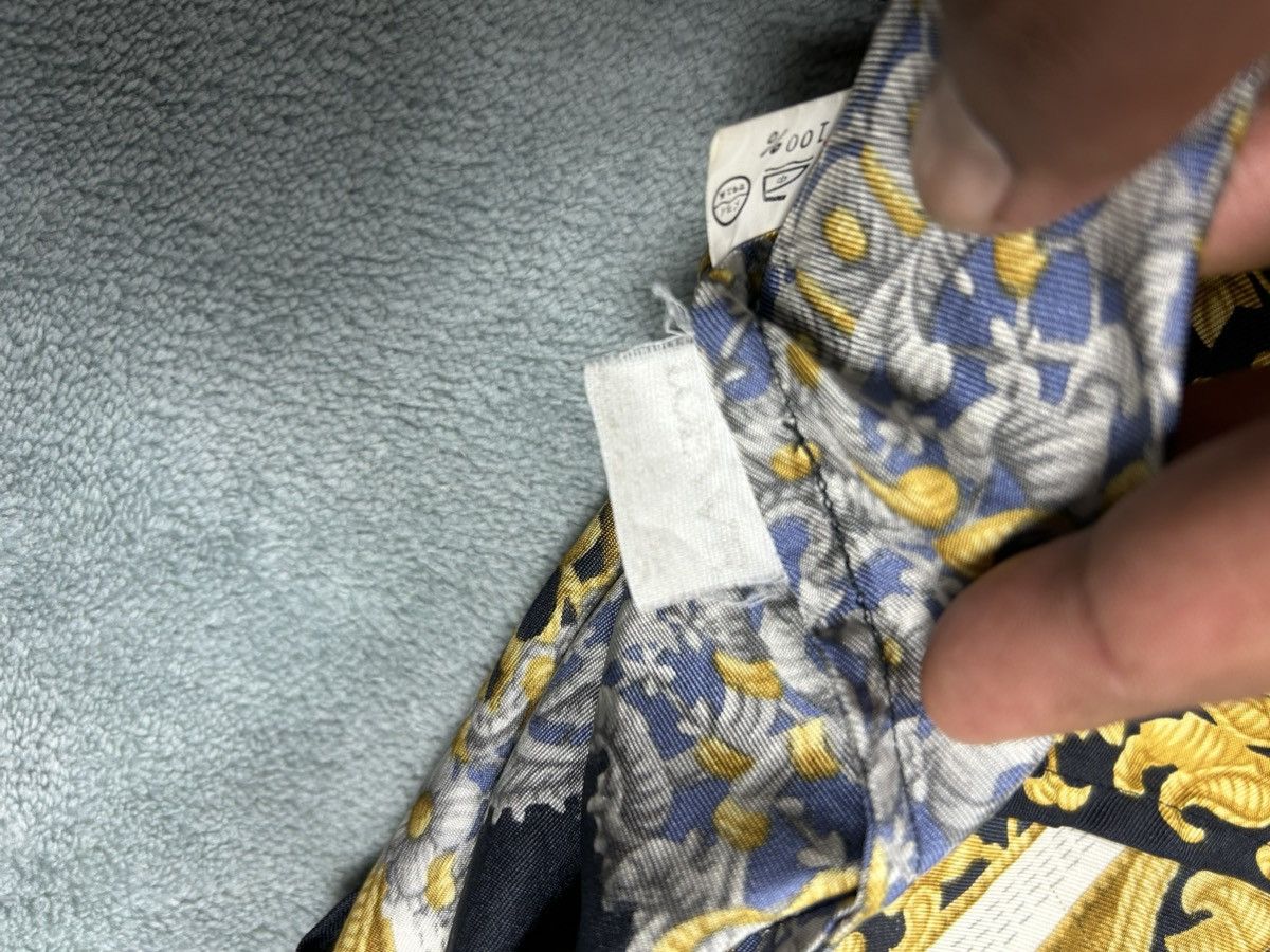 Loewe Vintage Loewe ‘El Rocio’ Silk Baroque Button Up Size US M / EU 48-50 / 2 - 9 Thumbnail