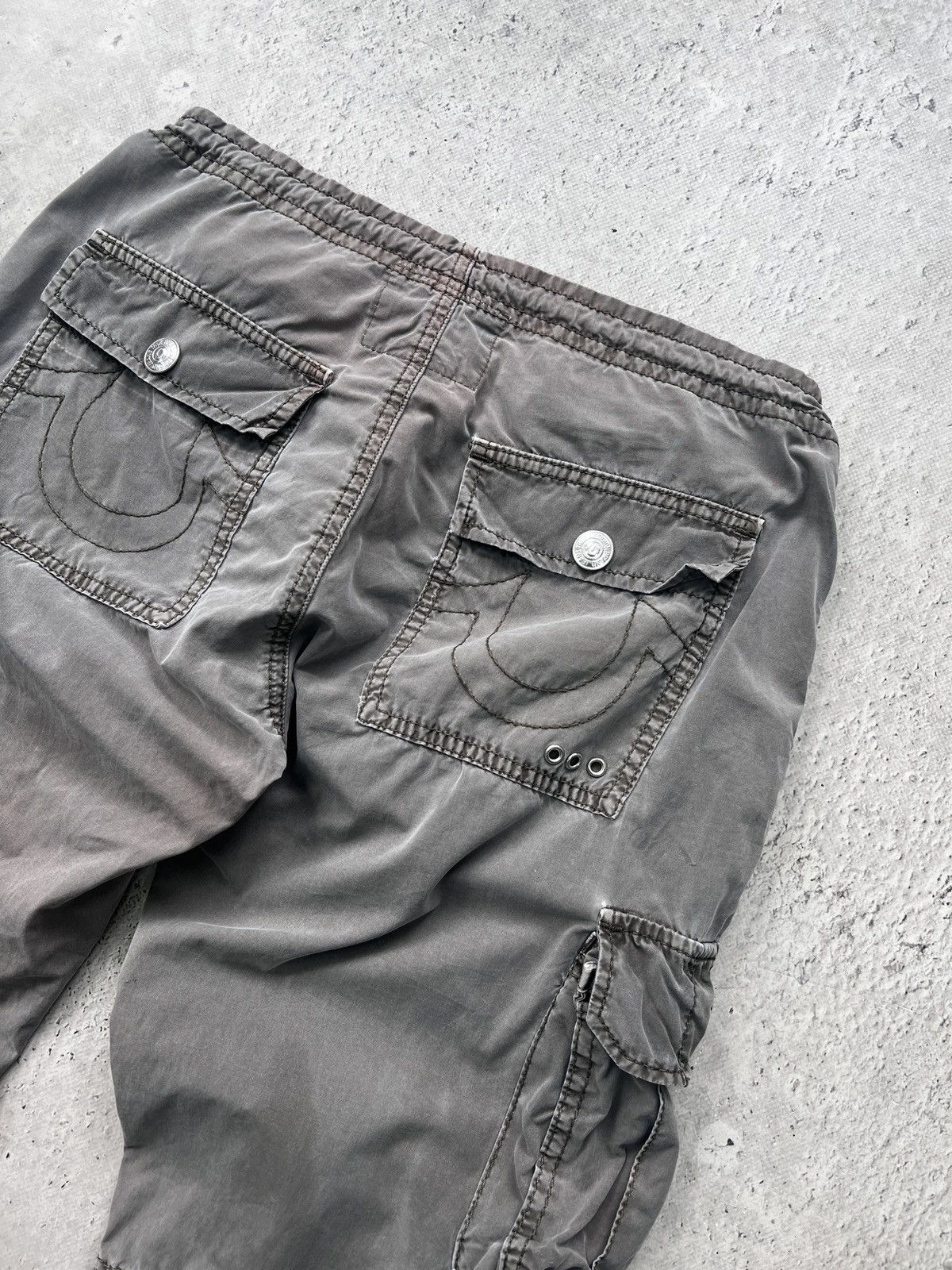 True Religion VINTAGE CARGO BONDAGE TRUE RELIGION PANTS Y2K Size US 30 / EU 46 - 5 Thumbnail