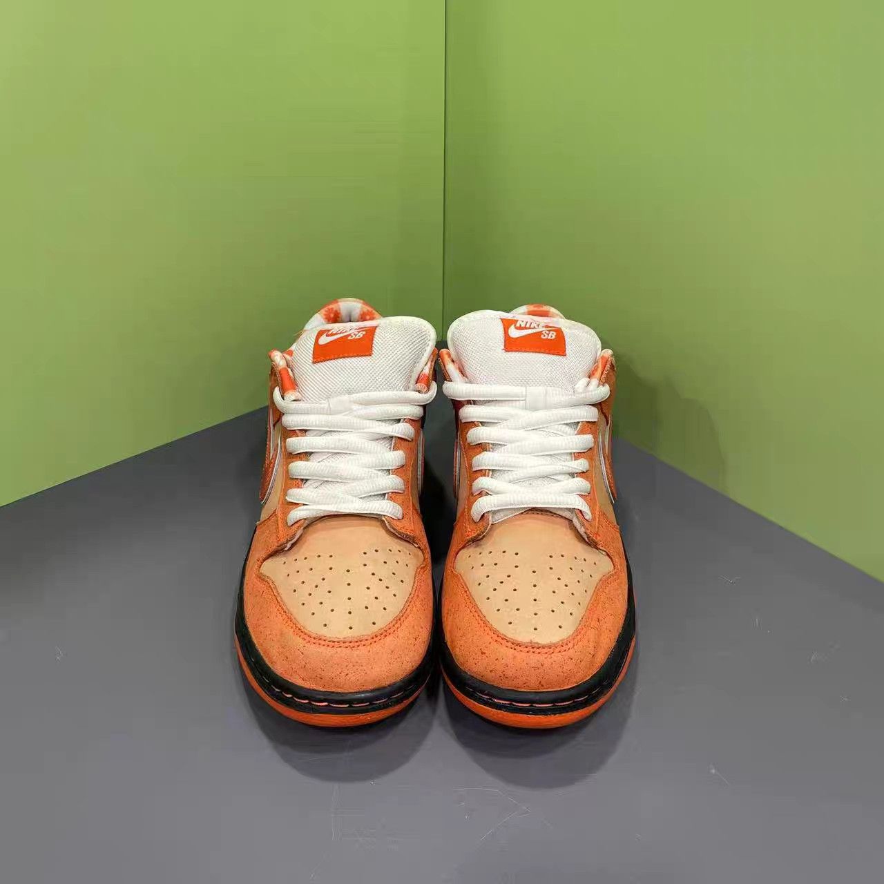 Nike Nike Dunk SB Orange Lobster K15 Size US 9 / EU 42 - 3 Thumbnail