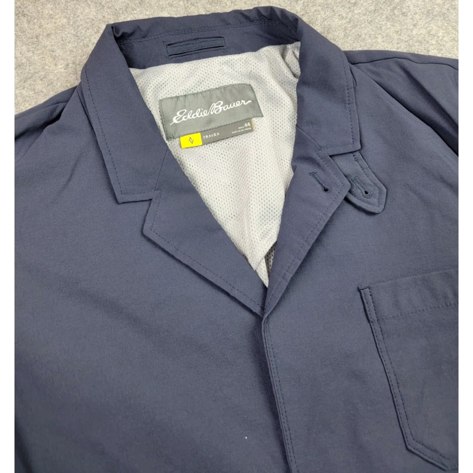 Eddie Bauer Eddie Bauer Travex Jacket Mens 44 Blue Button Close Performance Blazer Outdoor Shirt Jacket Windbreaker Size 44R - 3 Thumbnail