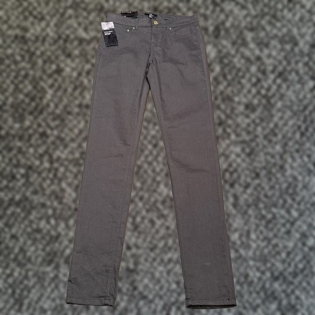 H&M HM Skinny Jeans Womens 8 Green Stretch Denim Zip 5-Pocket City Logo 30.5in Inseam Womens Fit Slim Modern Daywear Size 30" / US 8 / IT 44 - 1 Thumbnail